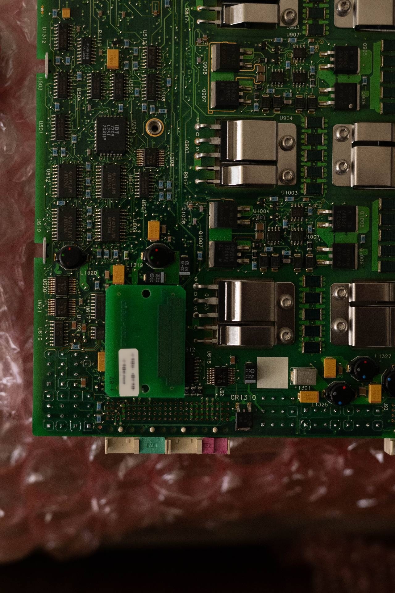 Photo Used AGILENT / HP / HEWLETT-PACKARD / VERIGY / ADVANTEST Lot of boards For Sale