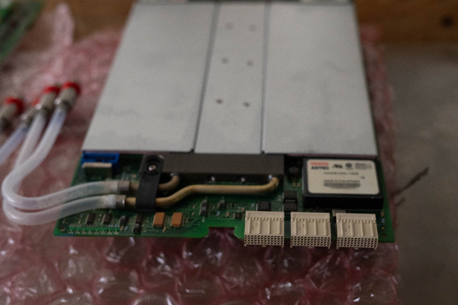 Photo Used AGILENT / HP / HEWLETT-PACKARD / VERIGY / ADVANTEST Lot of boards For Sale