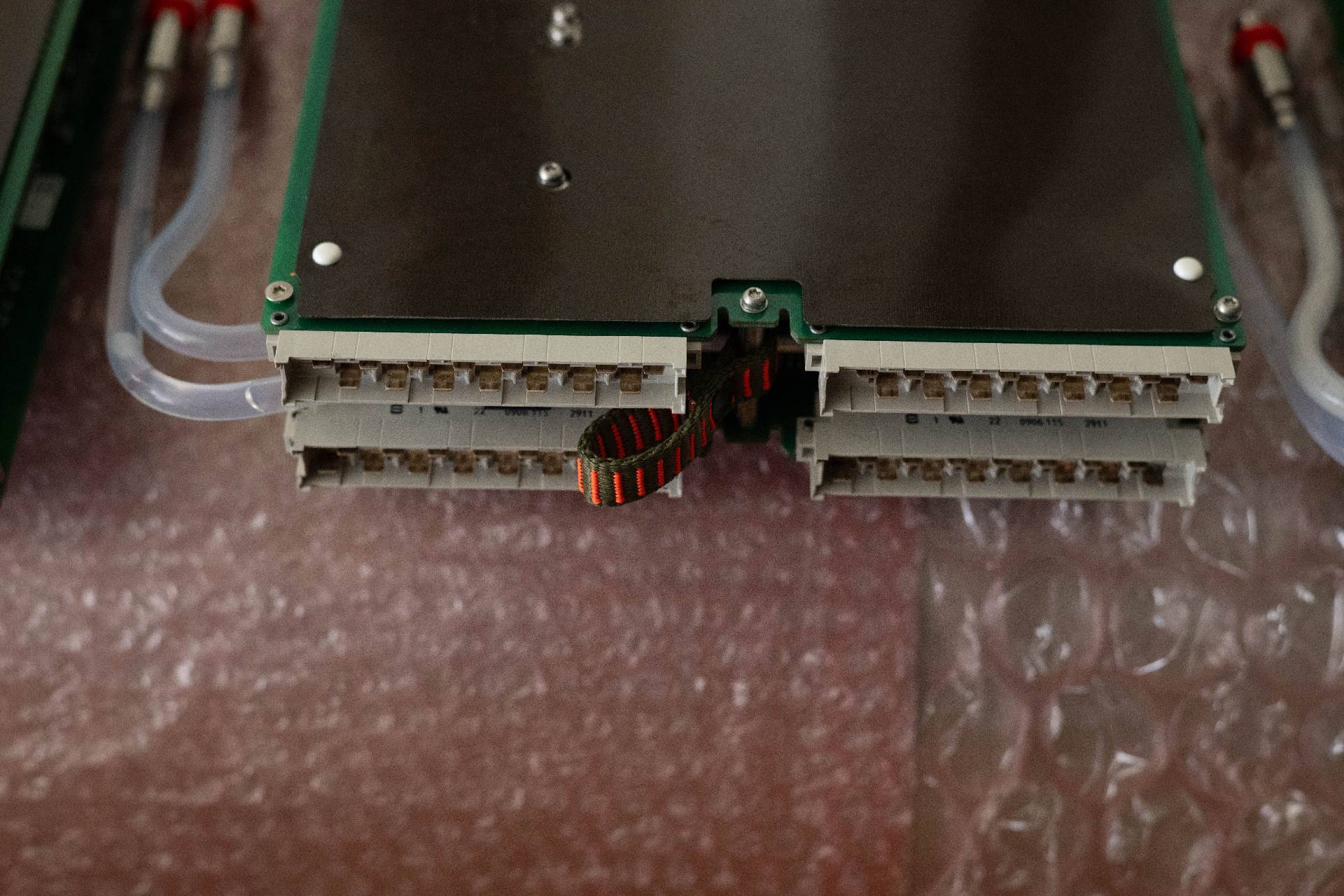 Photo Used AGILENT / HP / HEWLETT-PACKARD / VERIGY / ADVANTEST Lot of boards For Sale