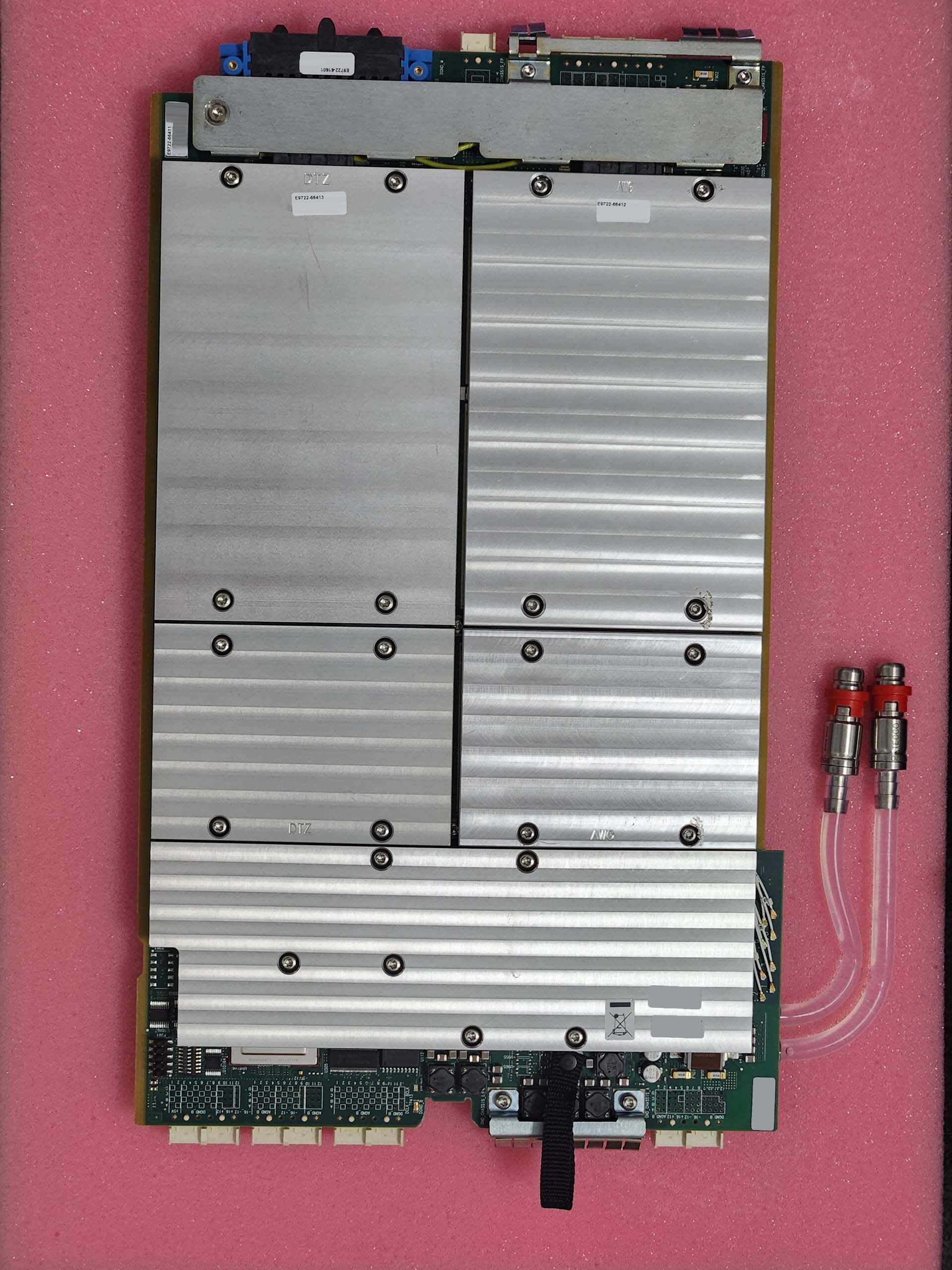 사진 사용됨 AGILENT / HP / HEWLETT-PACKARD / VERIGY / ADVANTEST MCB 4S4M 판매용