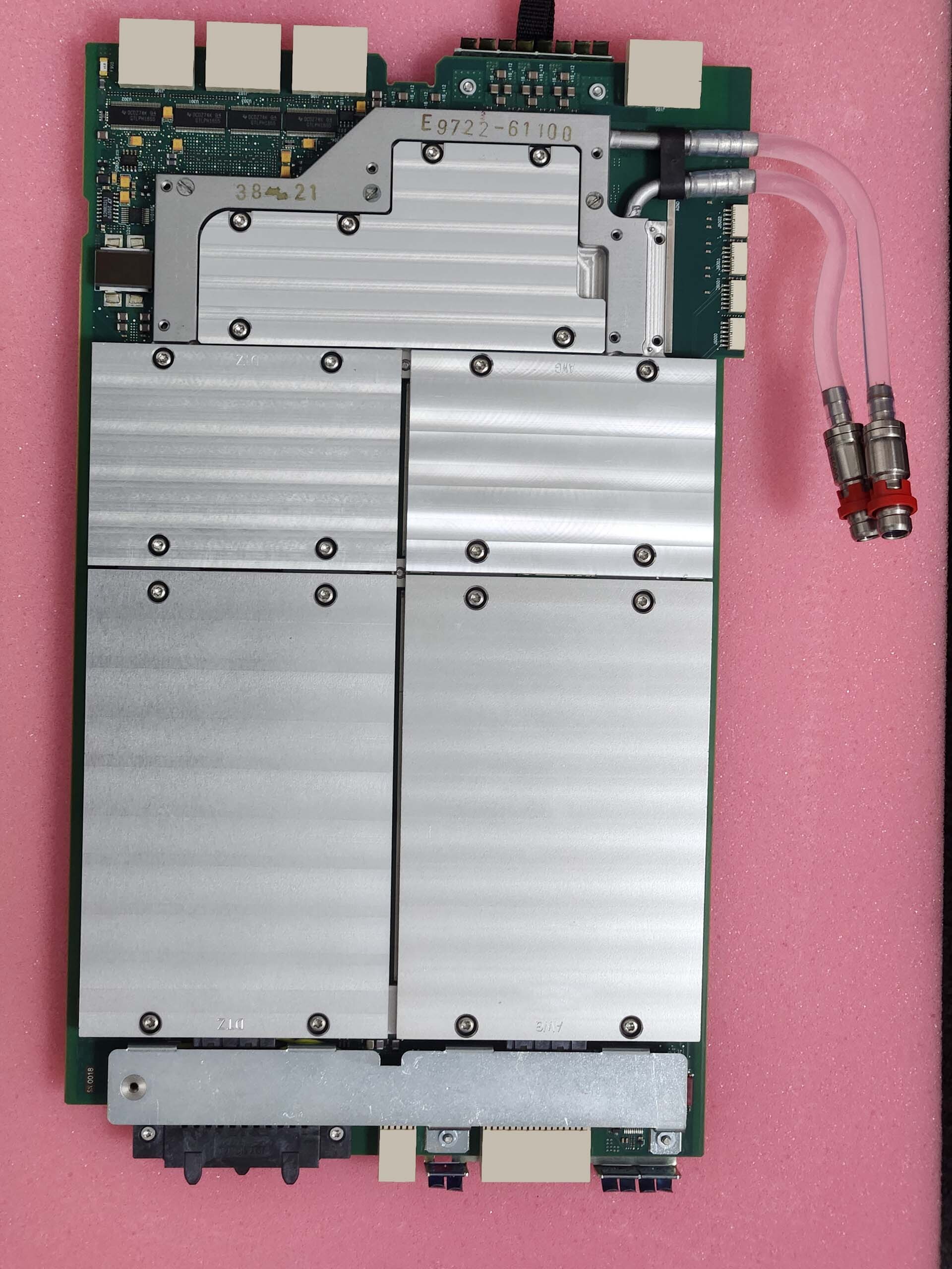 사진 사용됨 AGILENT / HP / HEWLETT-PACKARD / VERIGY / ADVANTEST MCB 4S4M 판매용