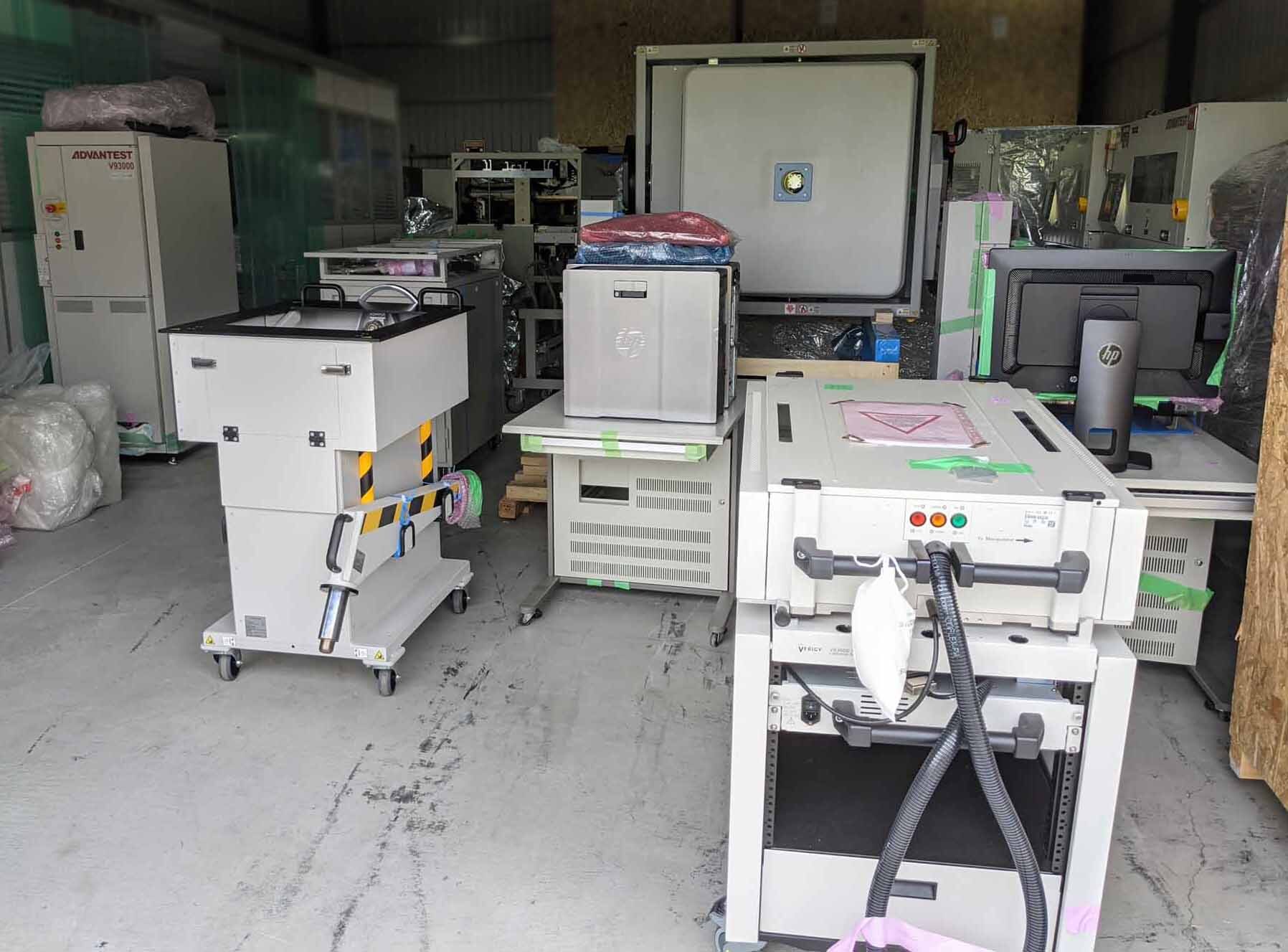 Photo Used AGILENT / HP / HEWLETT-PACKARD / VERIGY / ADVANTEST V93000 HSM 6800 For Sale