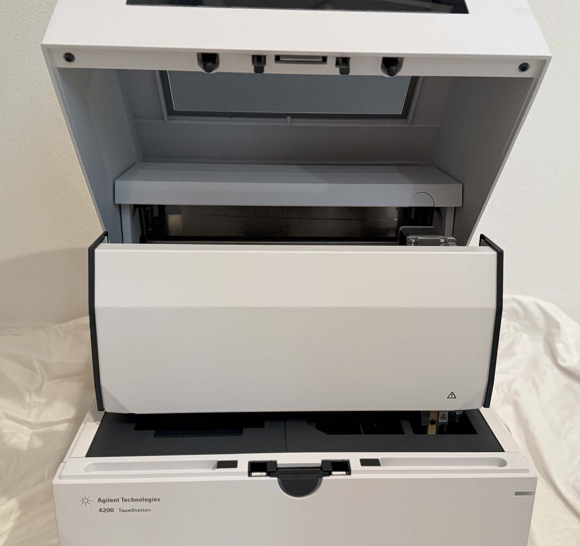 圖為 已使用的 AGILENT / HP / HEWLETT-PACKARD 4200 待售
