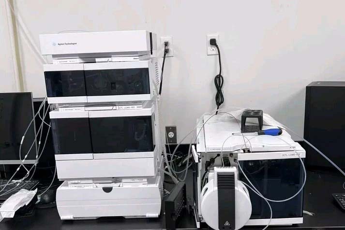 Photo Utilisé AGILENT 6465B Ultivo À vendre