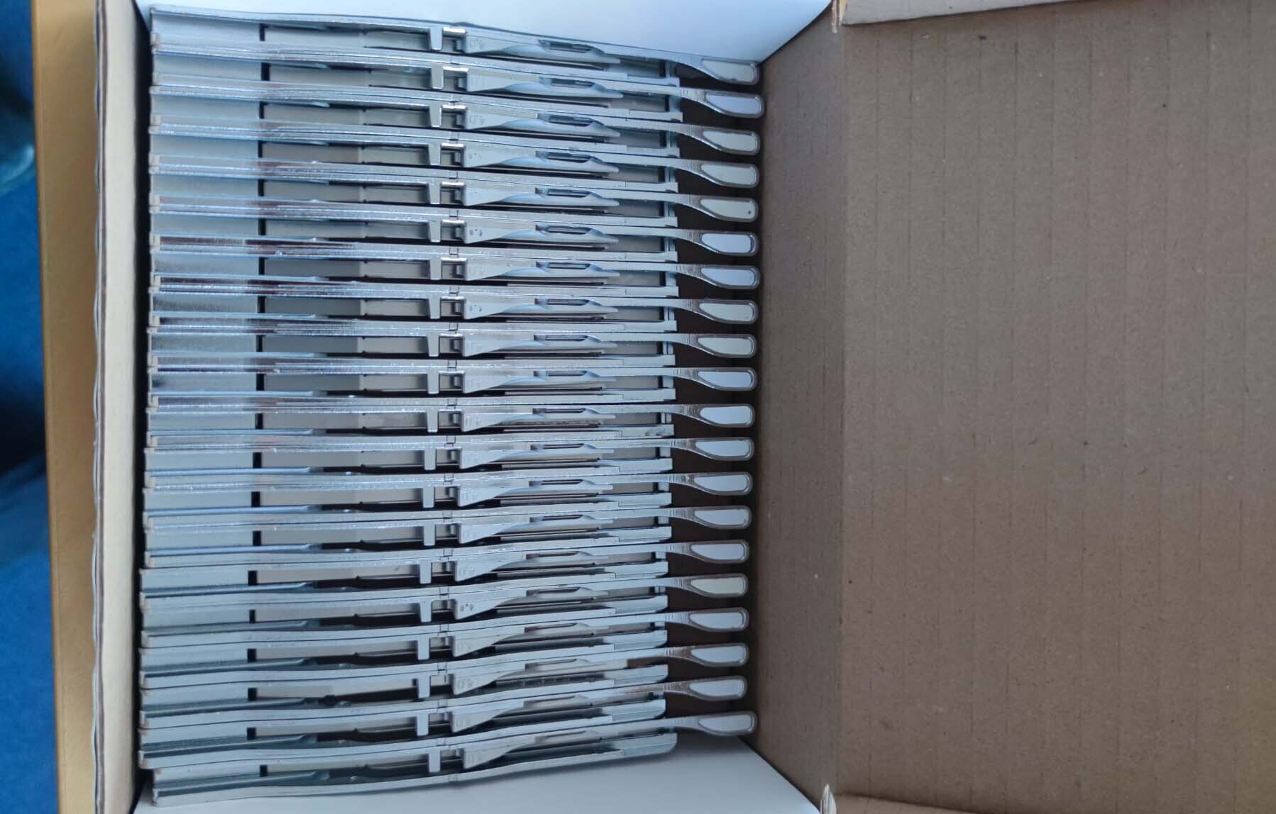 圖為 已使用的 AGILIS Lot of feeders 待售