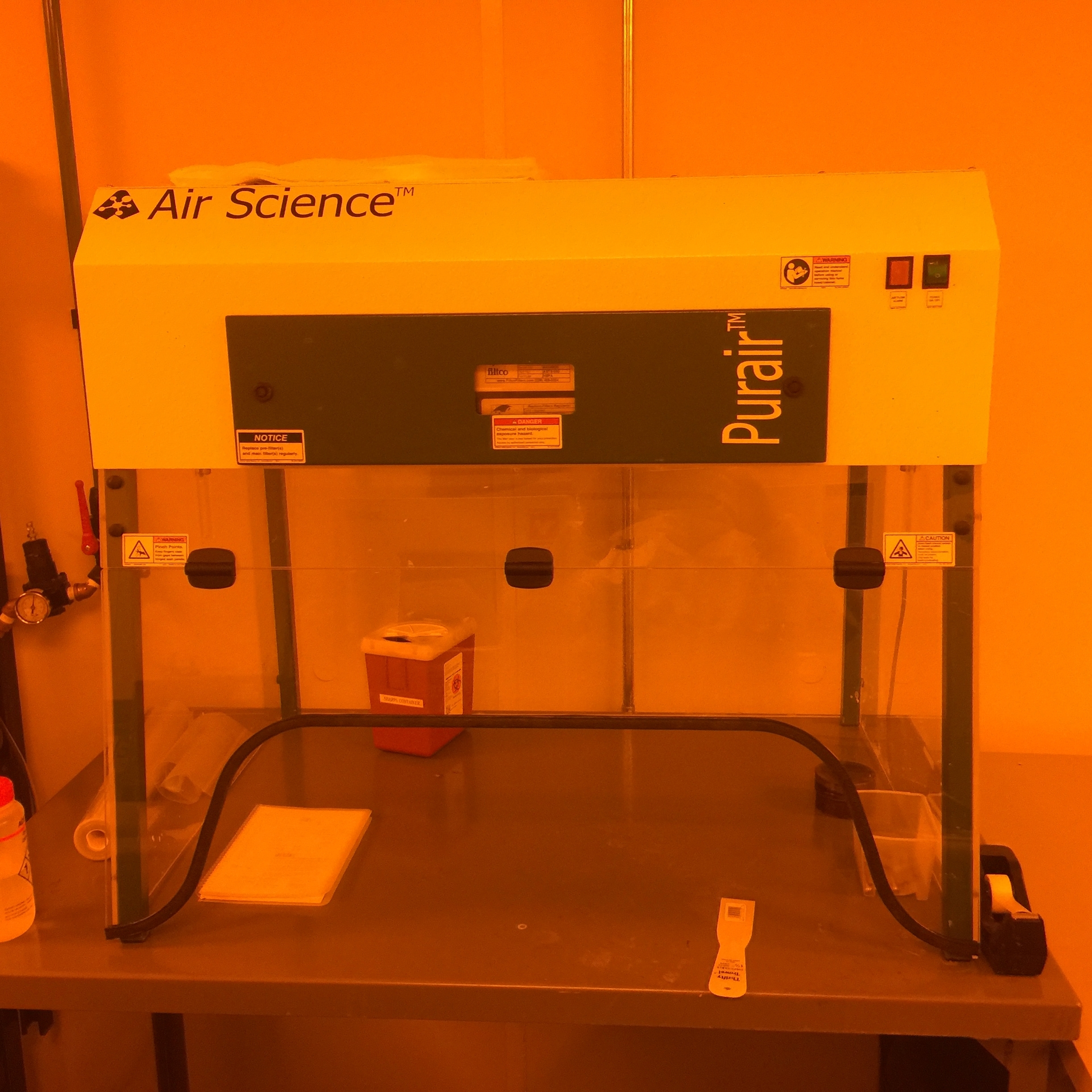 Photo Used AIR SCIENCE Purair For Sale