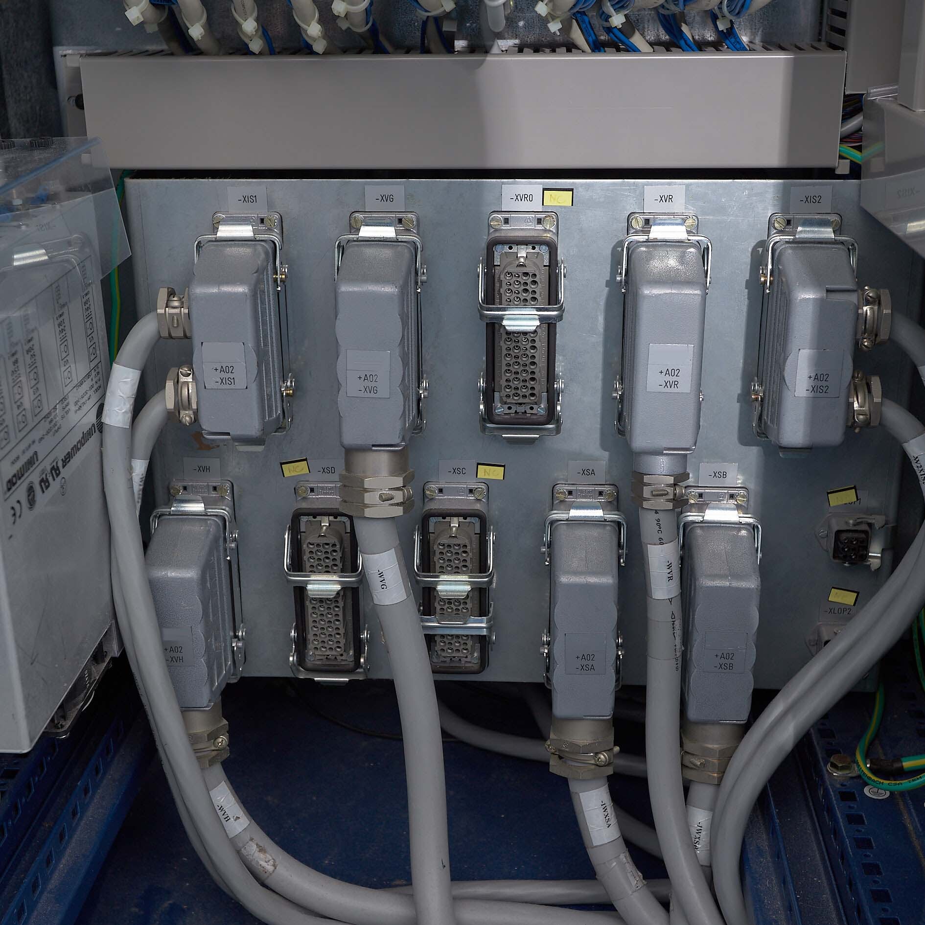 Foto Verwendet AIXTRON 2400 G3 Zum Verkauf