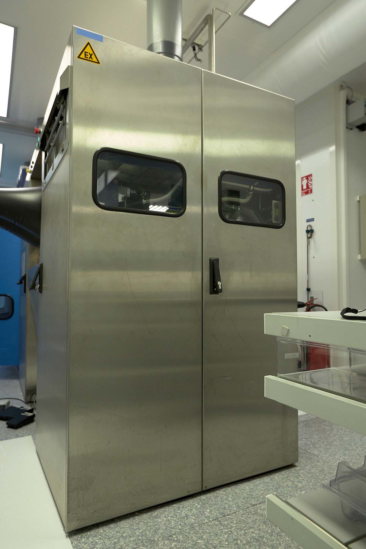 Foto Verwendet AIXTRON 2400 G3 Zum Verkauf