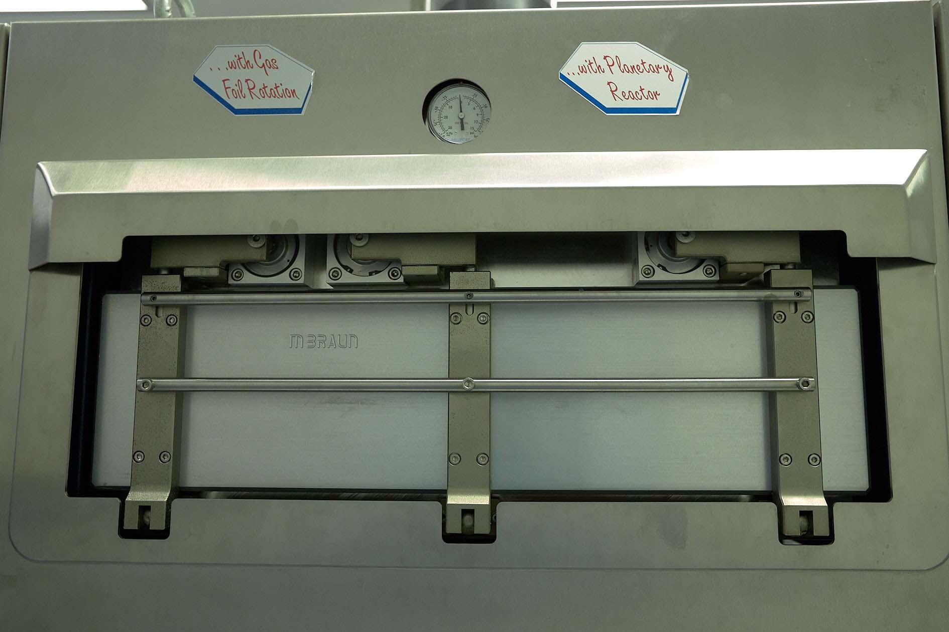 Foto Verwendet AIXTRON 2400 G3 Zum Verkauf