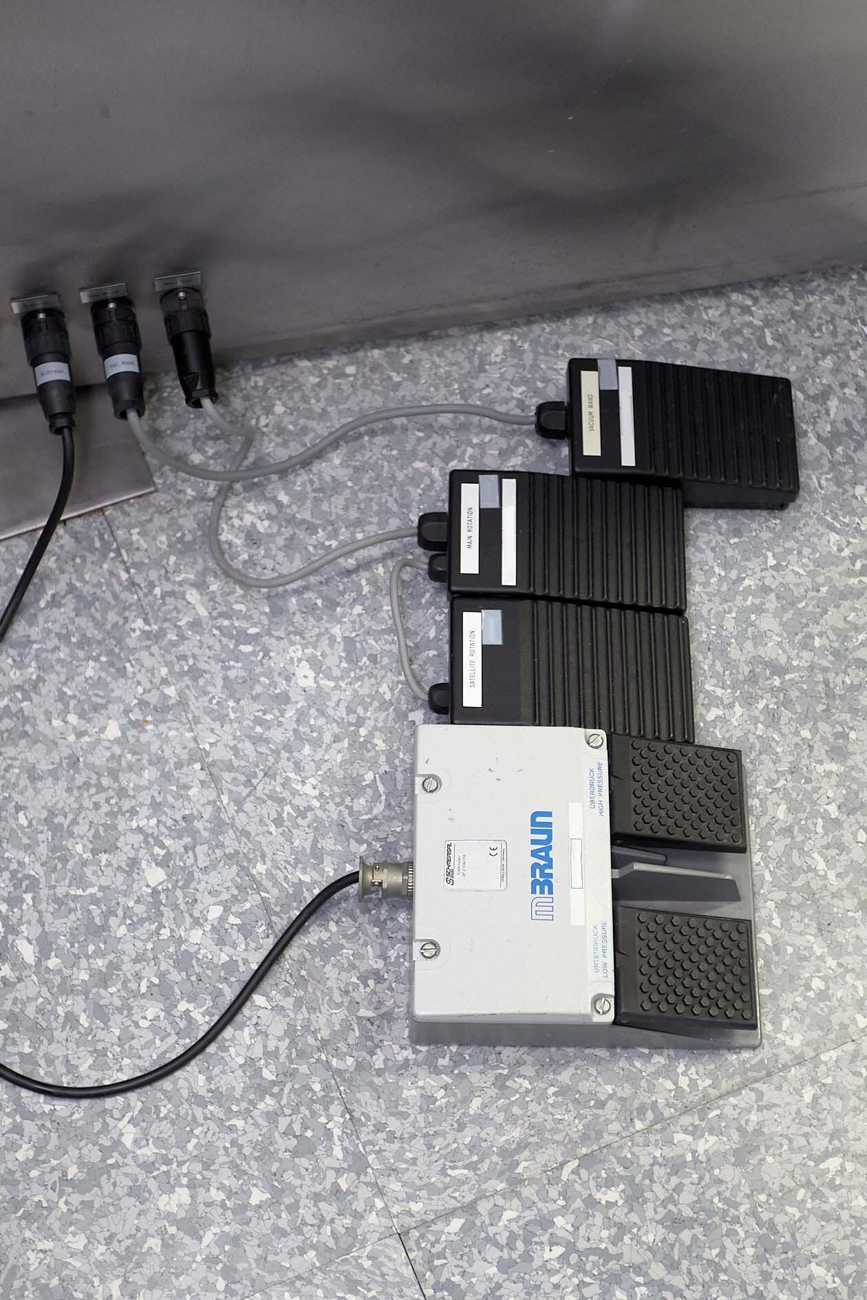 Foto Verwendet AIXTRON 2400 G3 Zum Verkauf