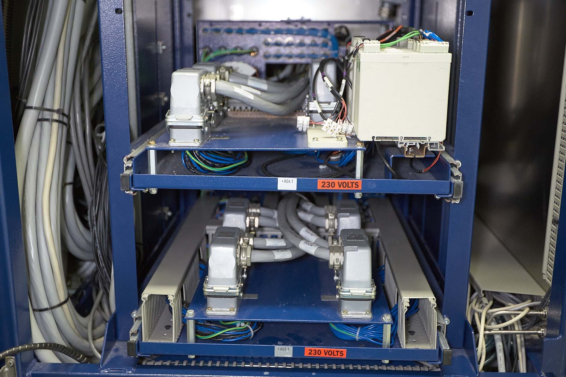 Foto Verwendet AIXTRON 2400 G3 Zum Verkauf