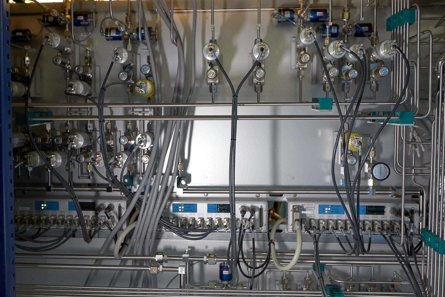 Foto Verwendet AIXTRON 2400 G3 Zum Verkauf
