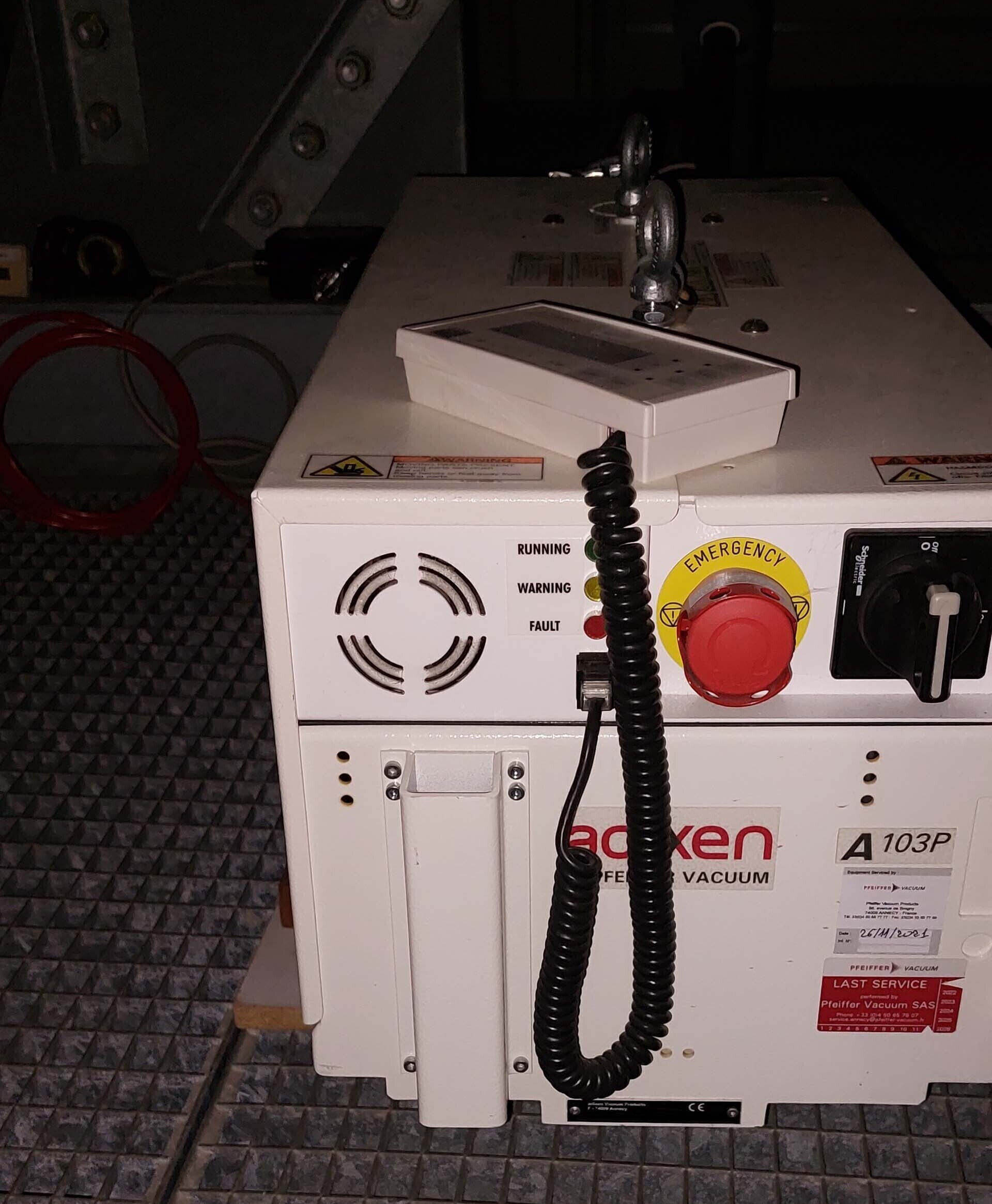 图为 已使用的 ALCATEL / ADIXEN / PFEIFFER A103P 待售