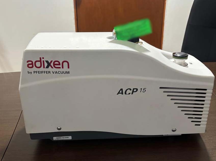 Foto Verwendet ALCATEL / ADIXEN / PFEIFFER ACP 15 Zum Verkauf
