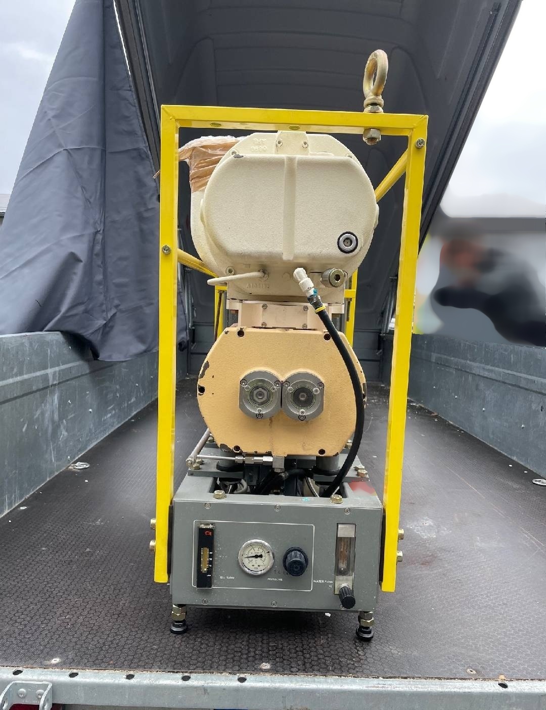 Foto Verwendet ALCATEL / ADIXEN / PFEIFFER ADP 601 Zum Verkauf