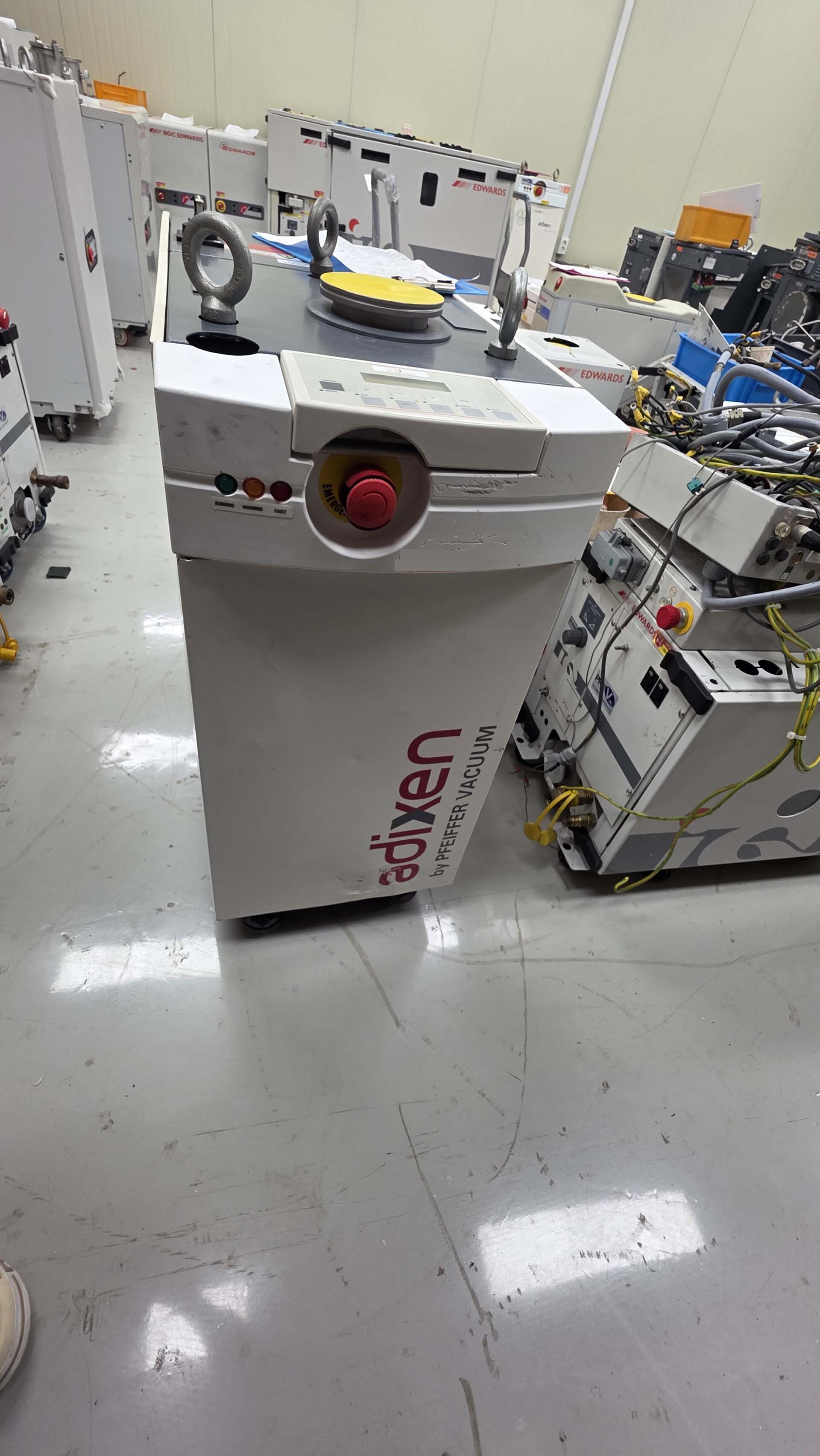 Photo Used ALCATEL / ADIXEN / PFEIFFER ADS 1202H For Sale