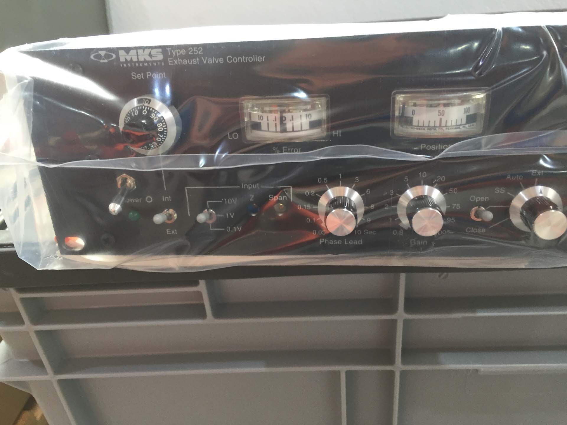 フォト（写真） 使用される ALCATEL / ADIXEN / PFEIFFER Lot of spare parts for 602 販売のために