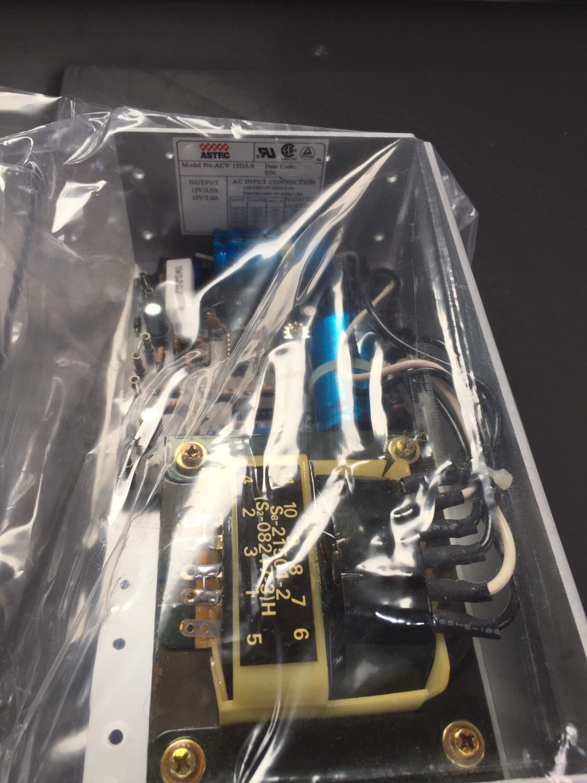 フォト（写真） 使用される ALCATEL / ADIXEN / PFEIFFER Lot of spare parts for 602 販売のために
