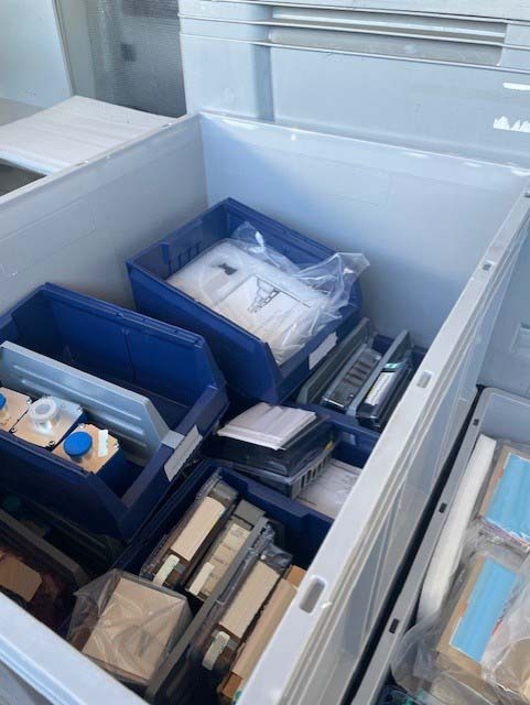 フォト（写真） 使用される ALCATEL / ADIXEN / PFEIFFER Lot of spare parts for 602 販売のために