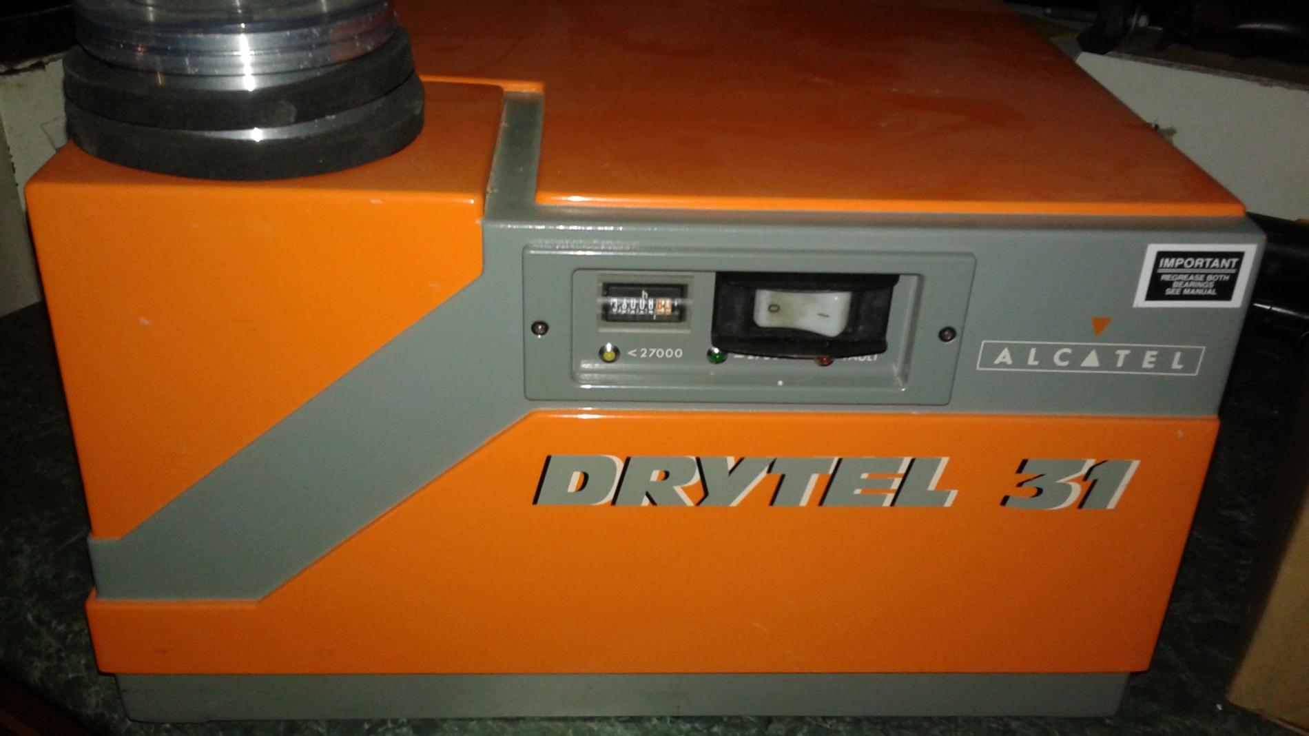 フォト（写真） 使用される ALCATEL / ADIXEN / PFEIFFER Drytel 31 販売のために