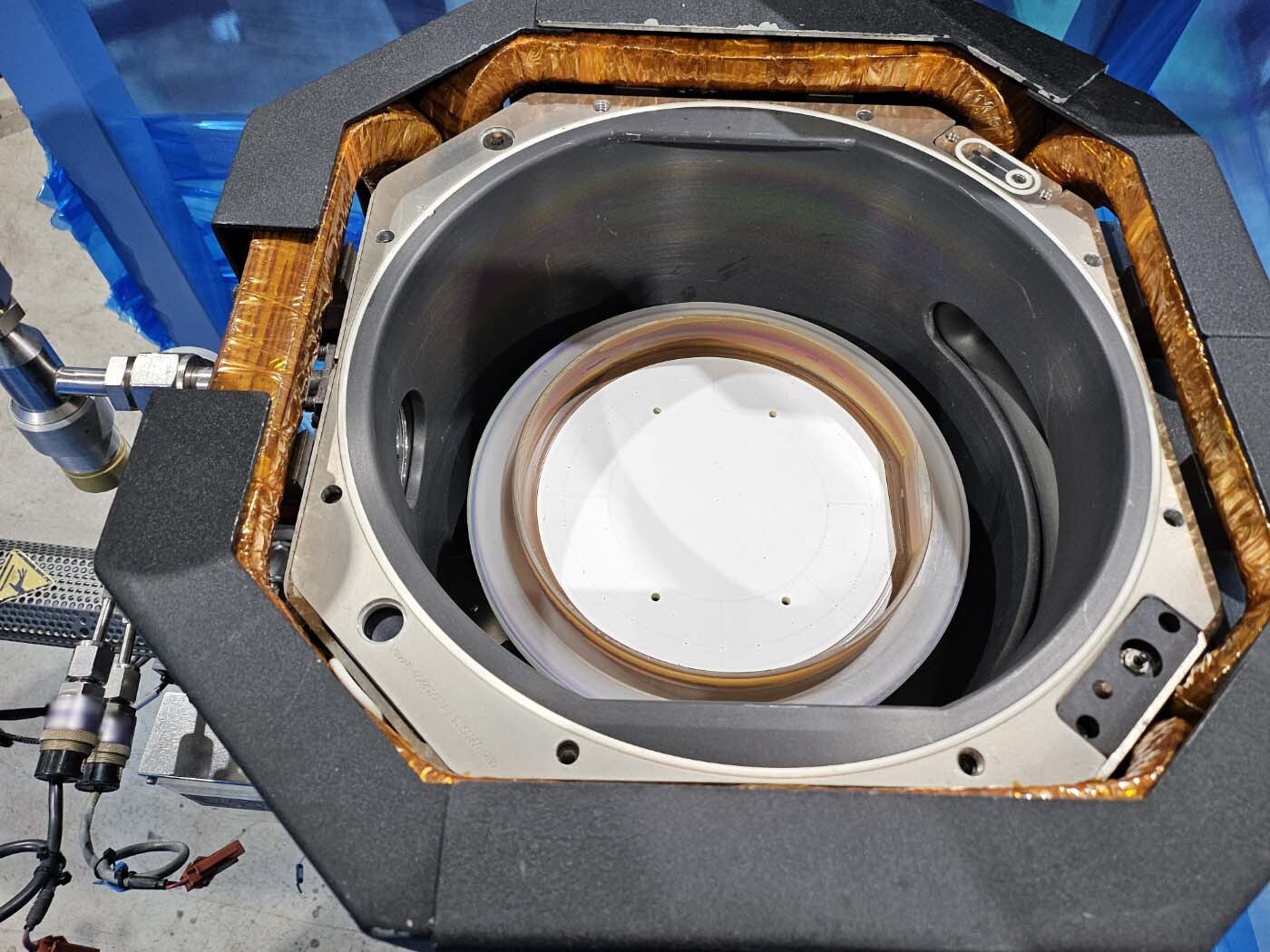 Photo Used AMAT / APPLIED MATERIALS MxP+ Poly chamber for Centura 5200 For Sale