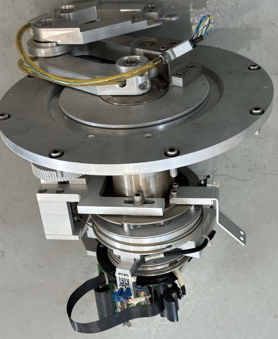 사진 사용됨 AMAT / APPLIED MATERIALS 0010-76000 판매용