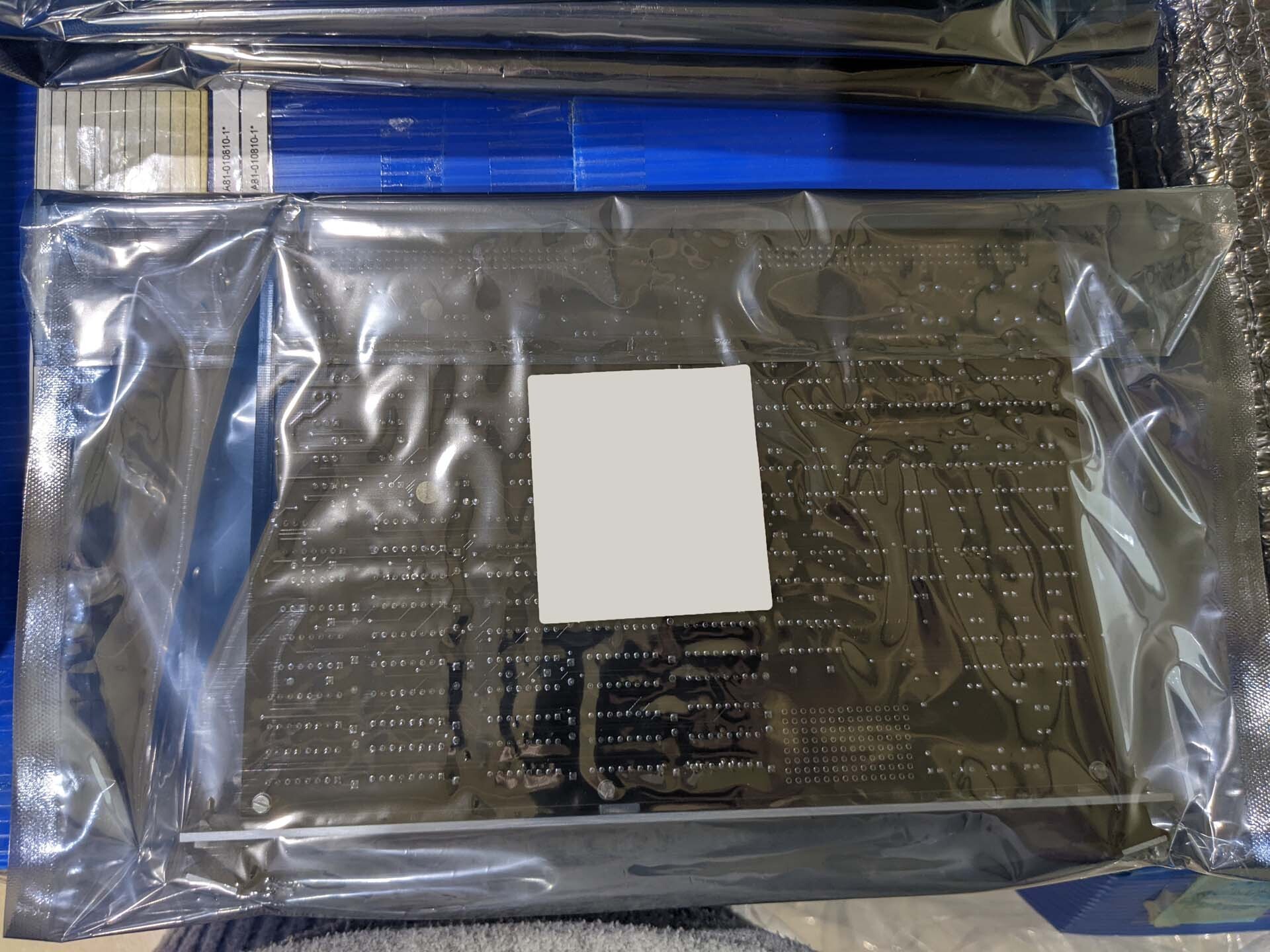 Photo Used AMAT / APPLIED MATERIALS Lot of spare parts For Sale