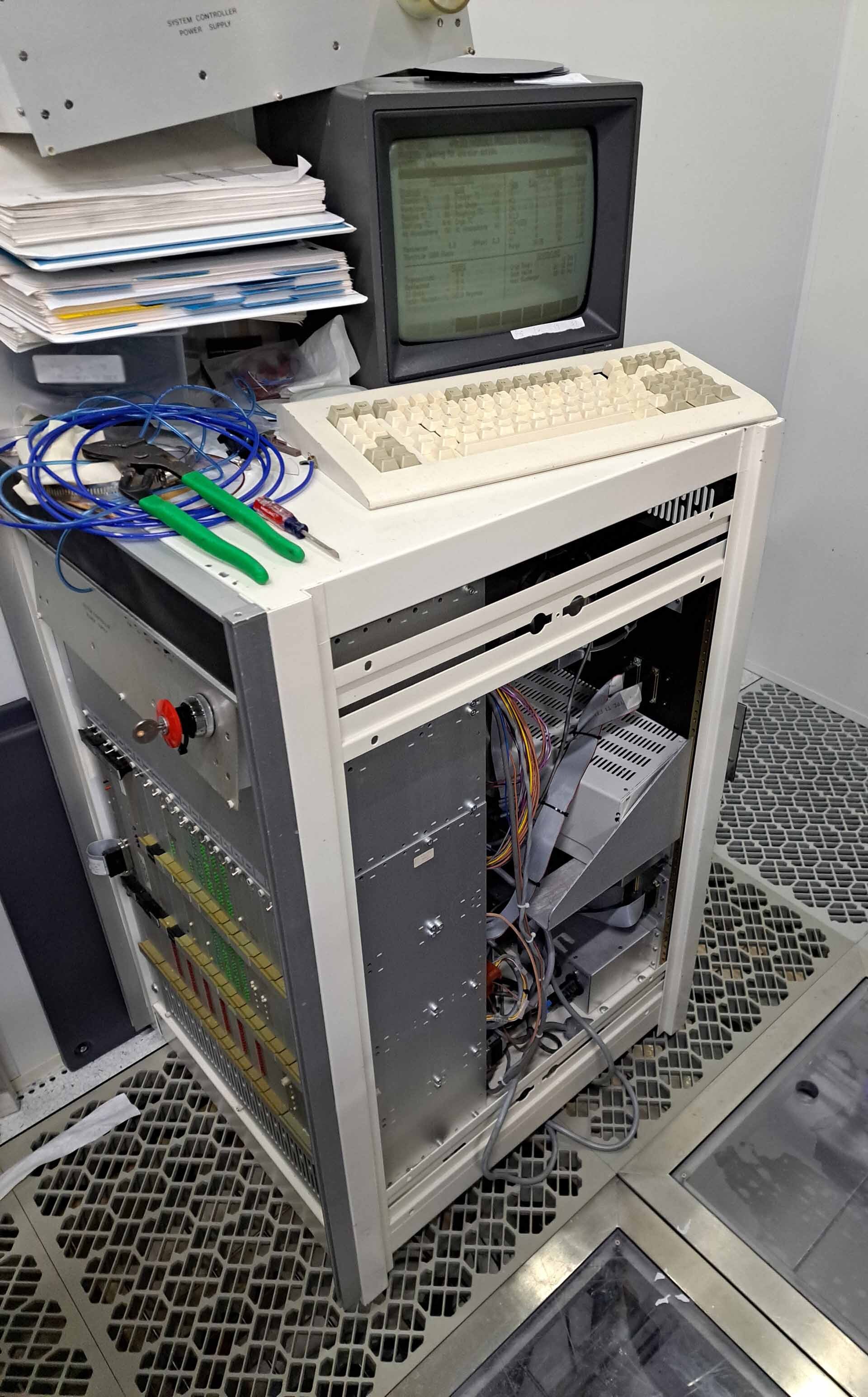 圖為 已使用的 AMAT / APPLIED MATERIALS 8330 待售