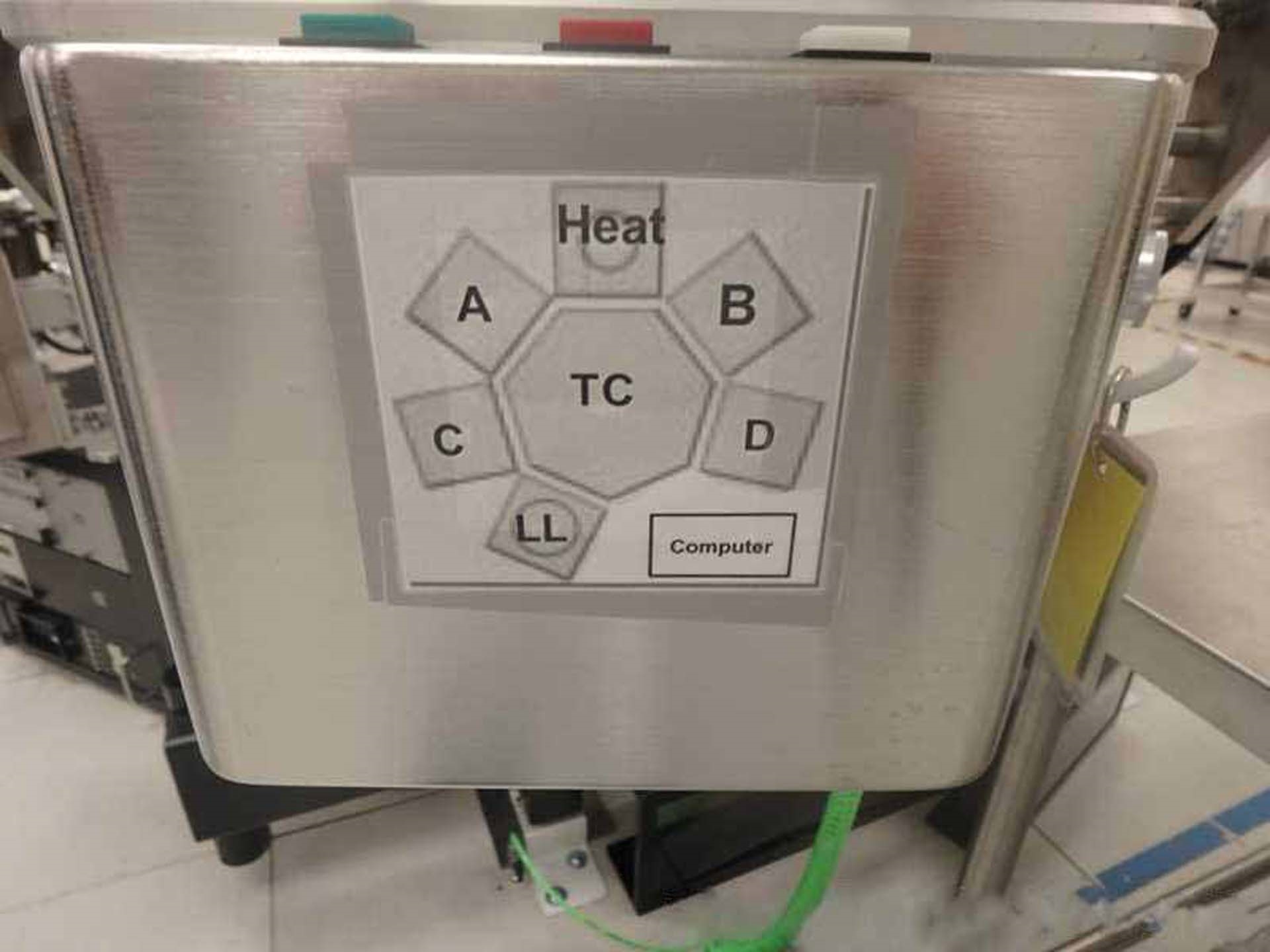 圖為 已使用的 AMAT / APPLIED MATERIALS / AKT 1600 待售