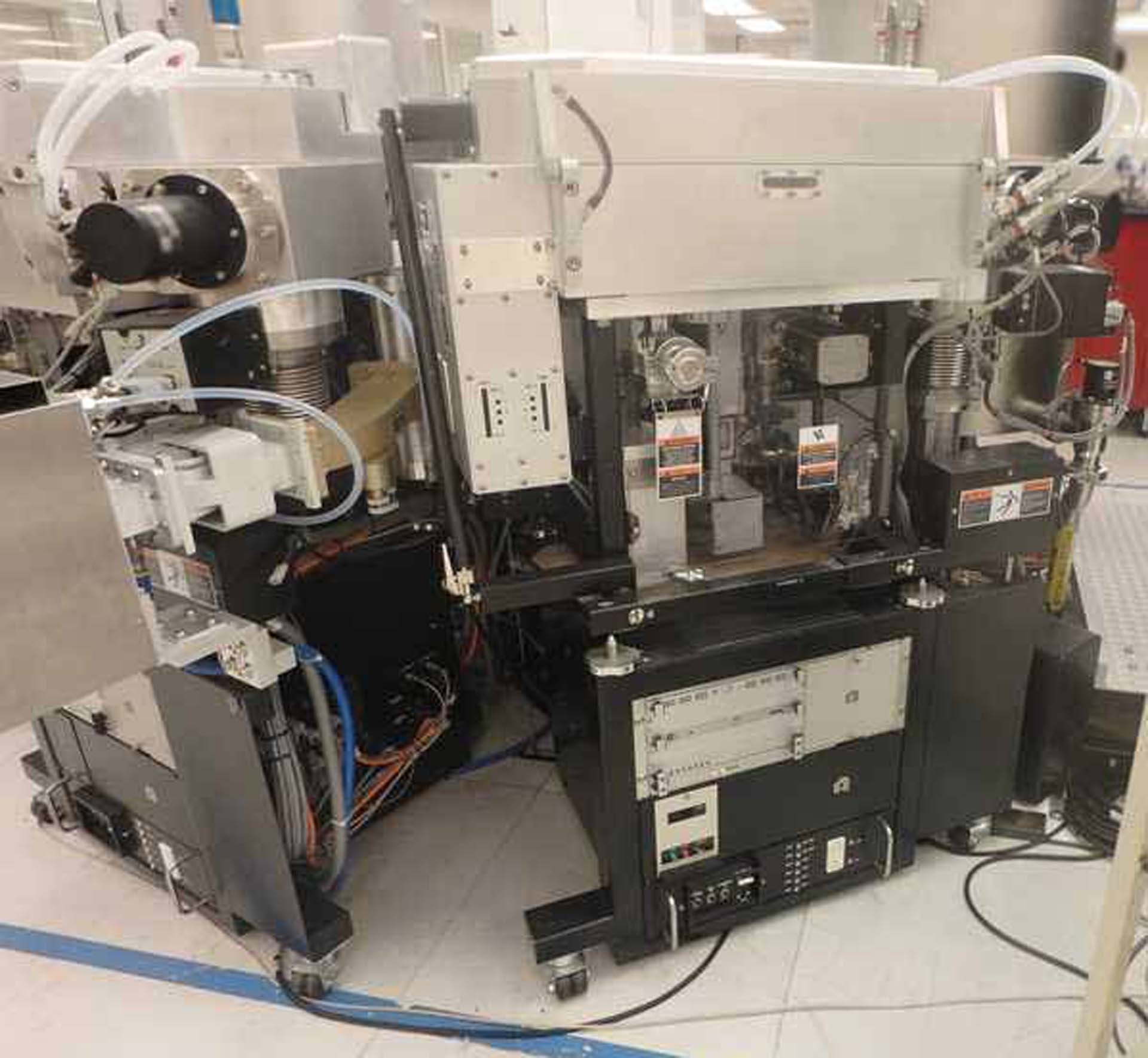 Photo Used AMAT / APPLIED MATERIALS 1600 For Sale