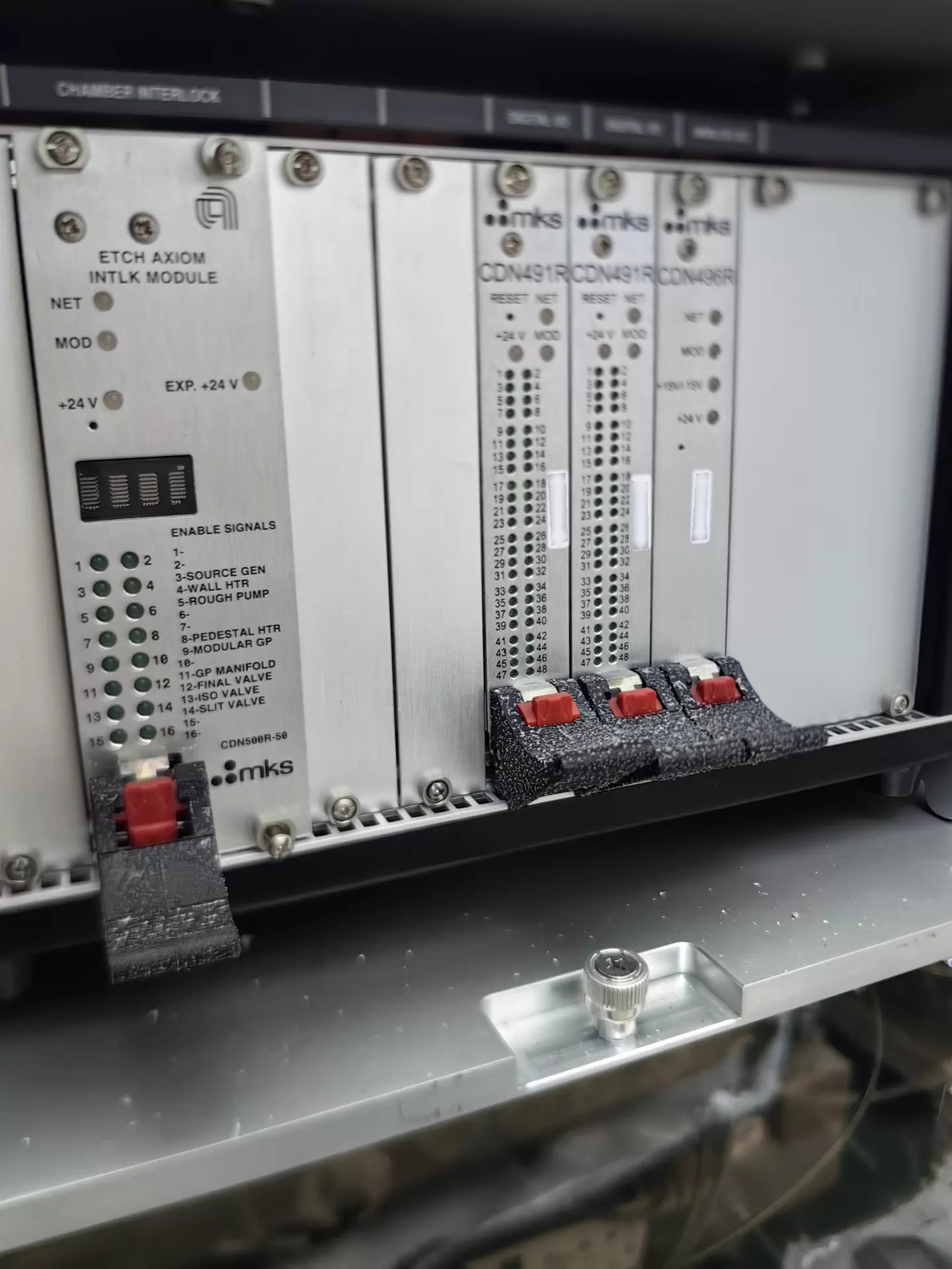 フォト（写真） 使用される AMAT / APPLIED MATERIALS Axion Chamber 販売のために