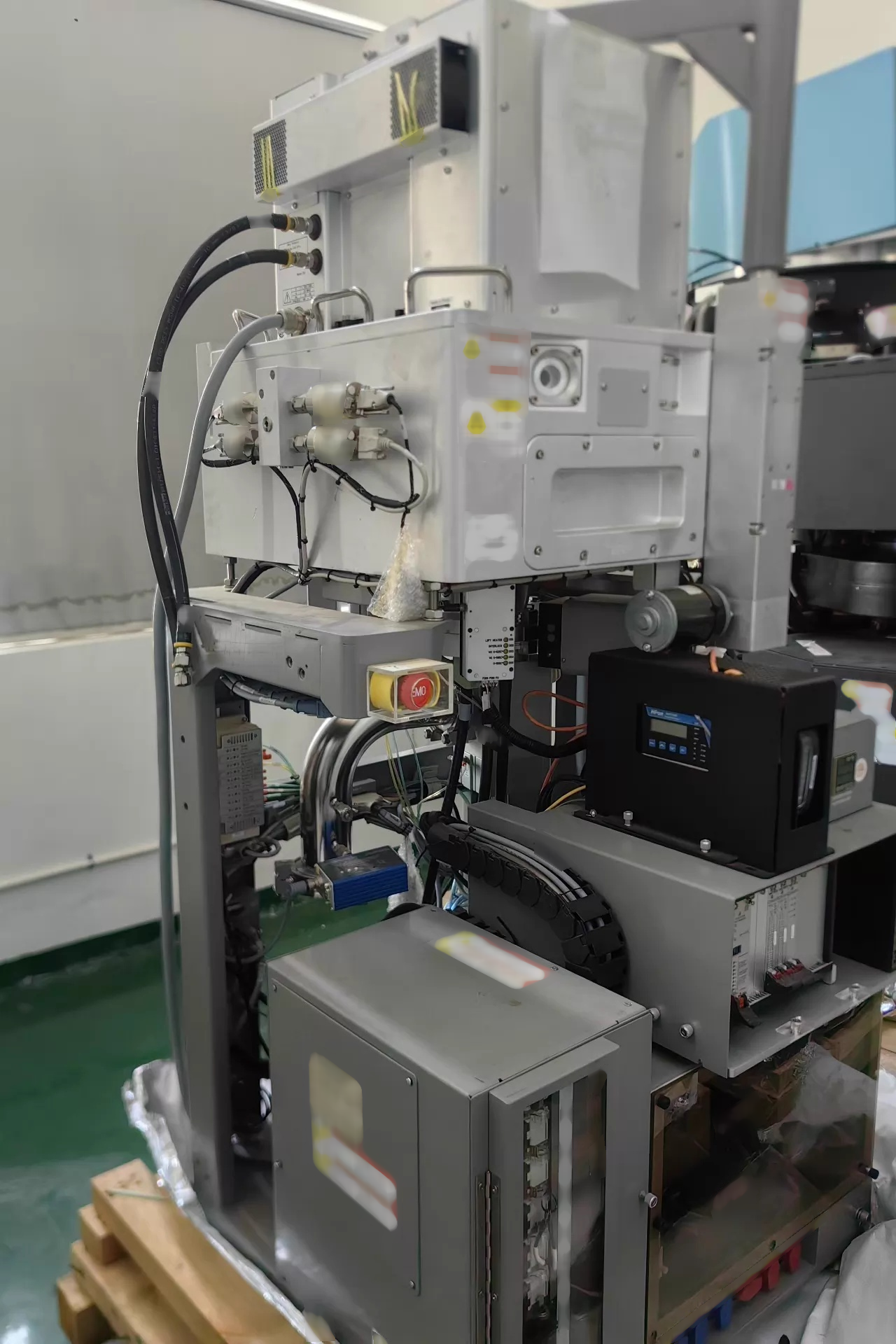 フォト（写真） 使用される AMAT / APPLIED MATERIALS Axion Chamber 販売のために