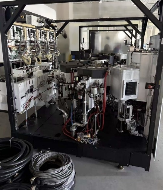 Photo Used AMAT / APPLIED MATERIALS Centura 5200 DxZ For Sale