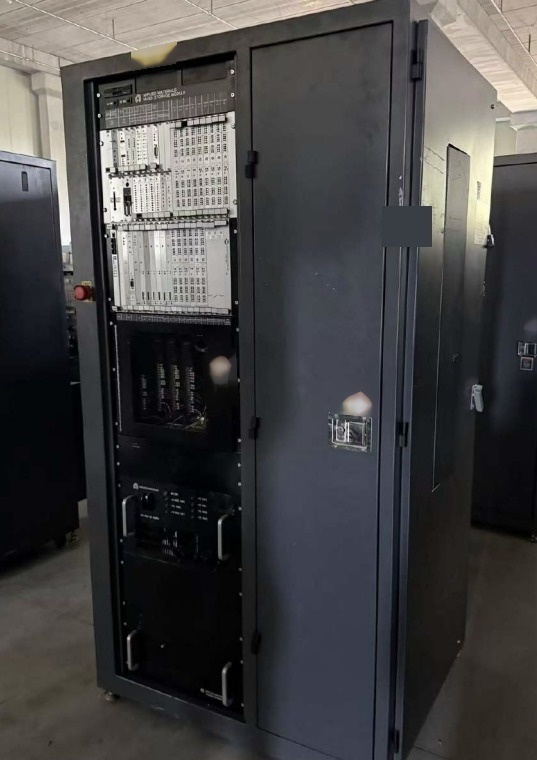 Photo Used AMAT / APPLIED MATERIALS Centura 5200 DxZ For Sale