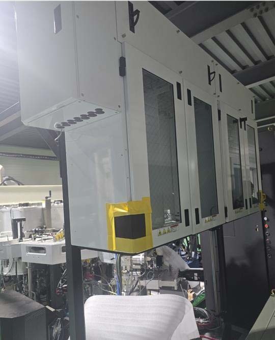 Photo Used AMAT / APPLIED MATERIALS Centura 5200 Ultima TE For Sale
