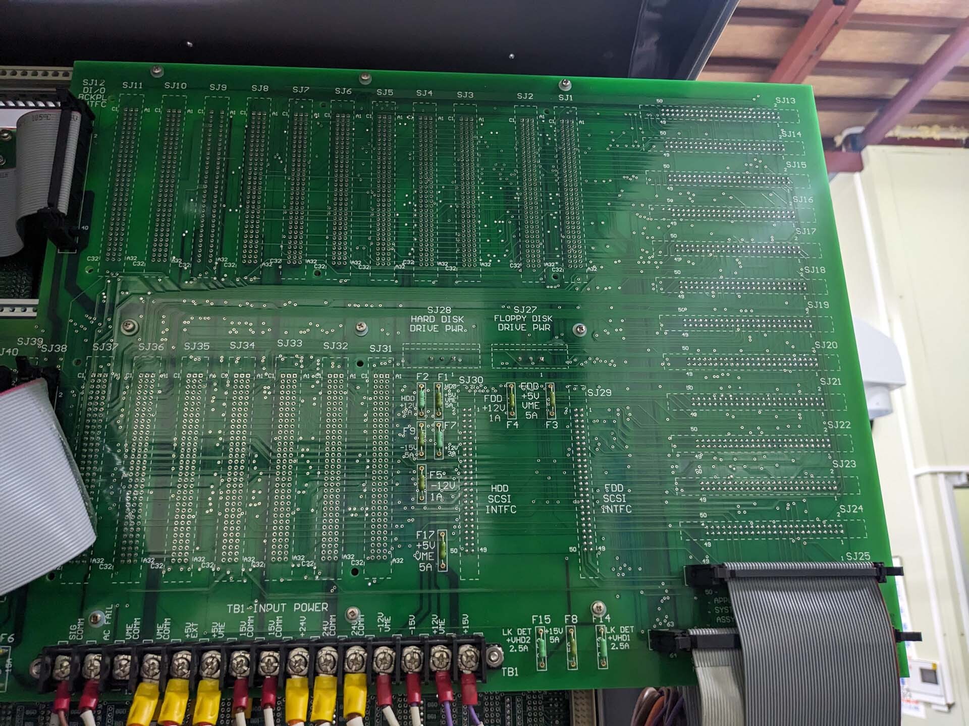 Photo Used AMAT / APPLIED MATERIALS Centura 5200 For Sale