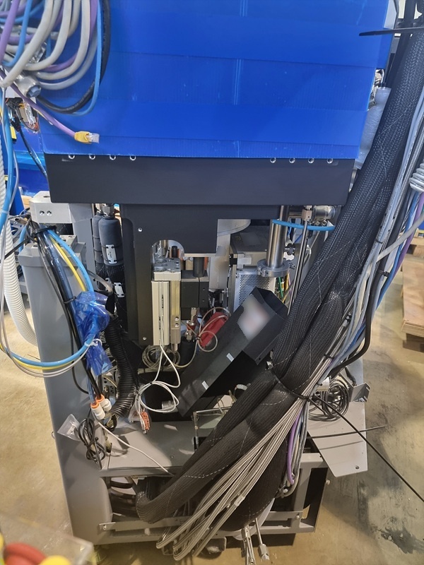 Photo Used AMAT / APPLIED MATERIALS Centura DPS G5 For Sale