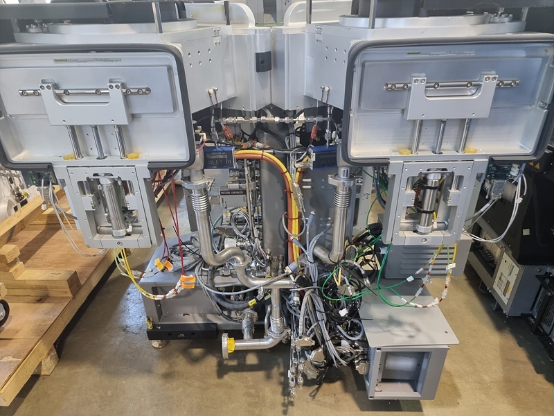 Photo Used AMAT / APPLIED MATERIALS Centura DPS G5 For Sale