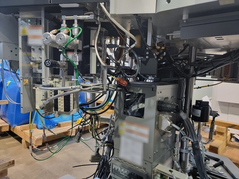 Photo Used AMAT / APPLIED MATERIALS Centura DPS G5 For Sale