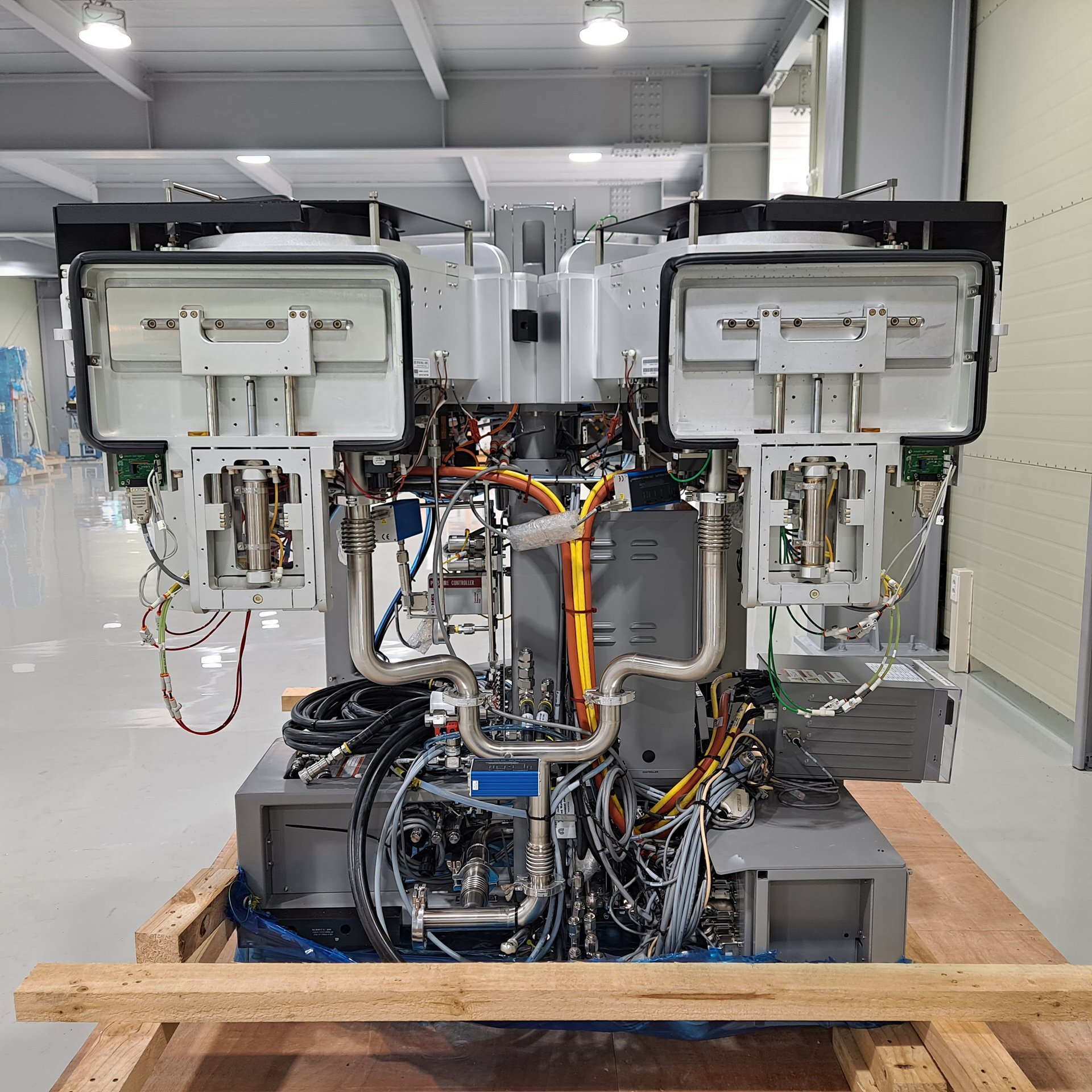 사진 사용됨 AMAT / APPLIED MATERIALS Centura DPS II Poly AE Mesa 판매용