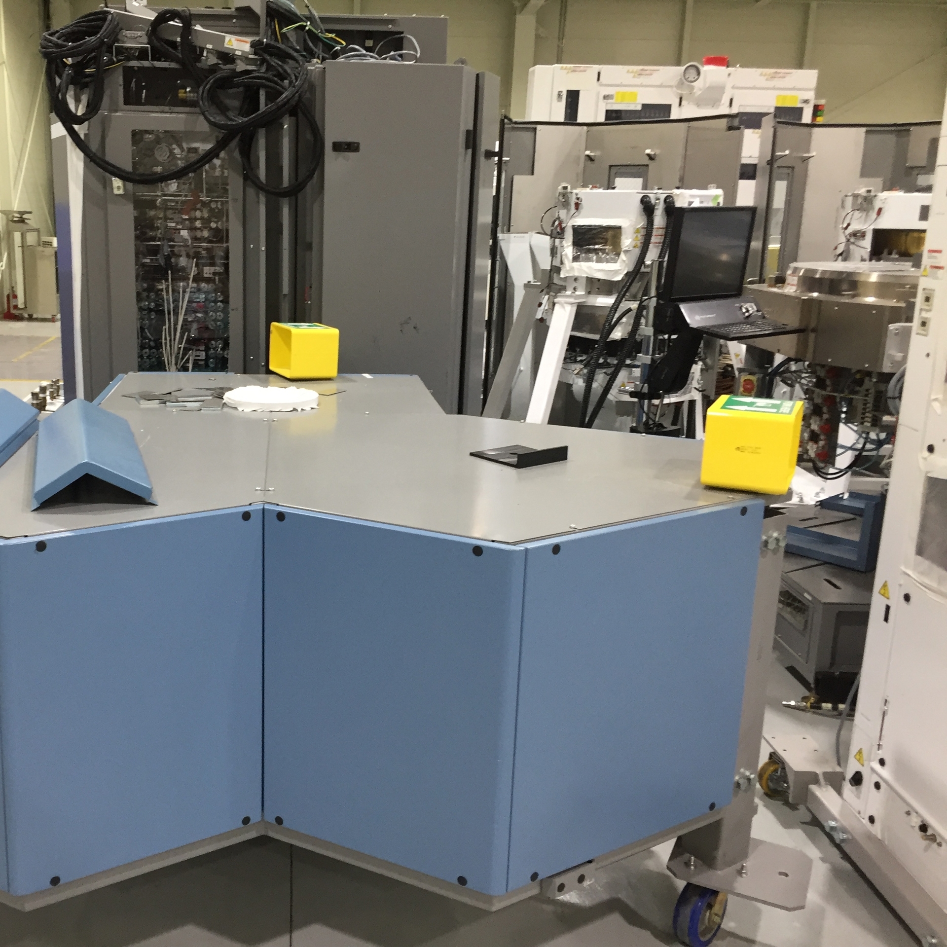 AMAT / APPLIED MATERIALS Centura Epi used for sale price 9249281, 2002