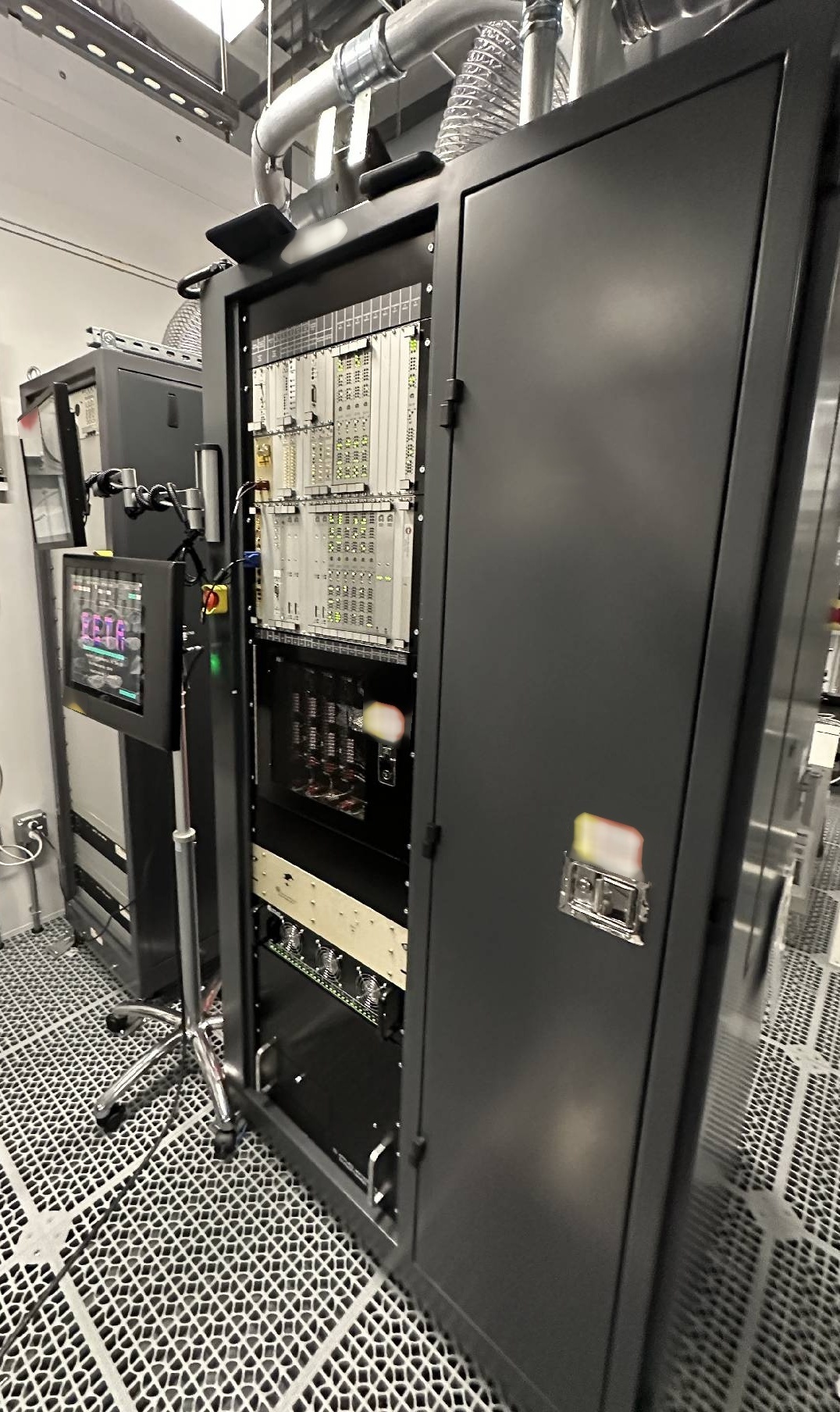 Foto Verwendet AMAT / APPLIED MATERIALS Centura II 5200 Zum Verkauf
