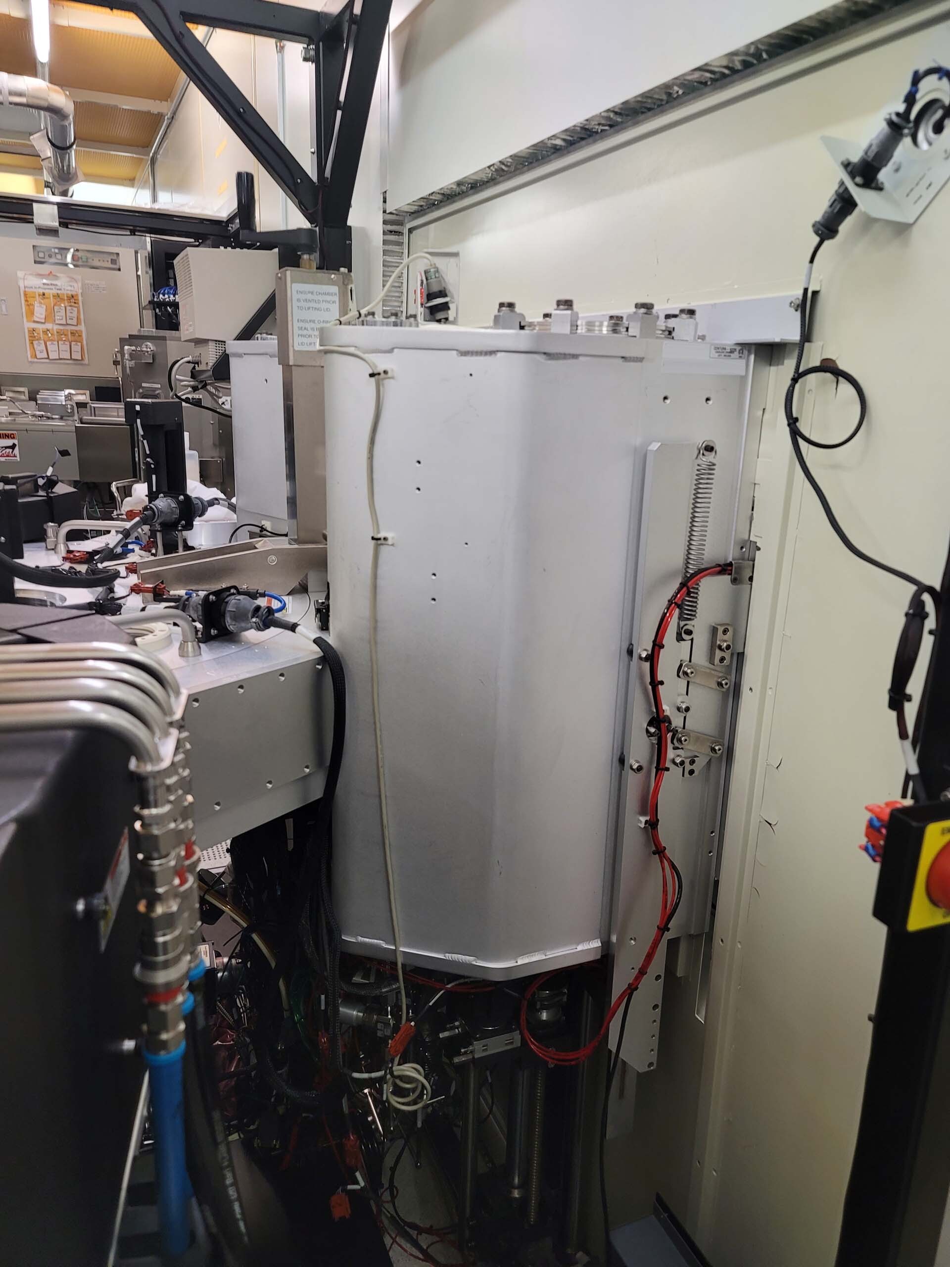 Foto Verwendet AMAT / APPLIED MATERIALS Centura MxP Zum Verkauf
