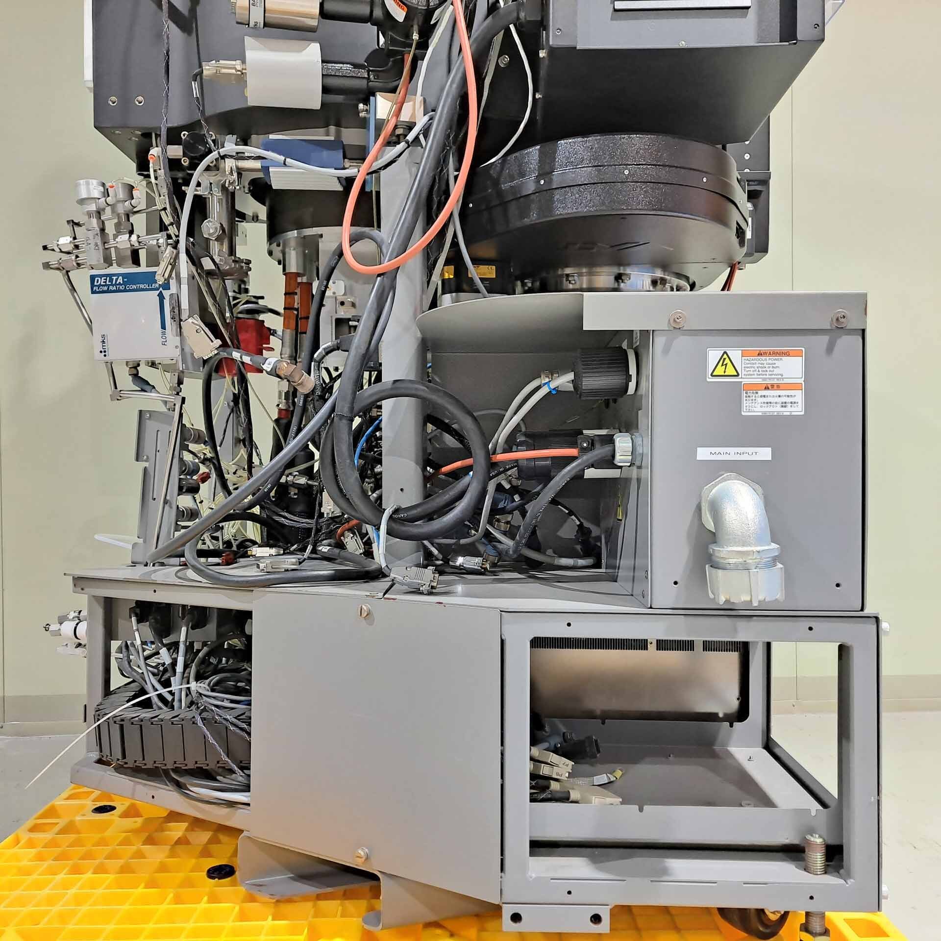 Photo Used AMAT / APPLIED MATERIALS Chamber for Centura DPS II For Sale