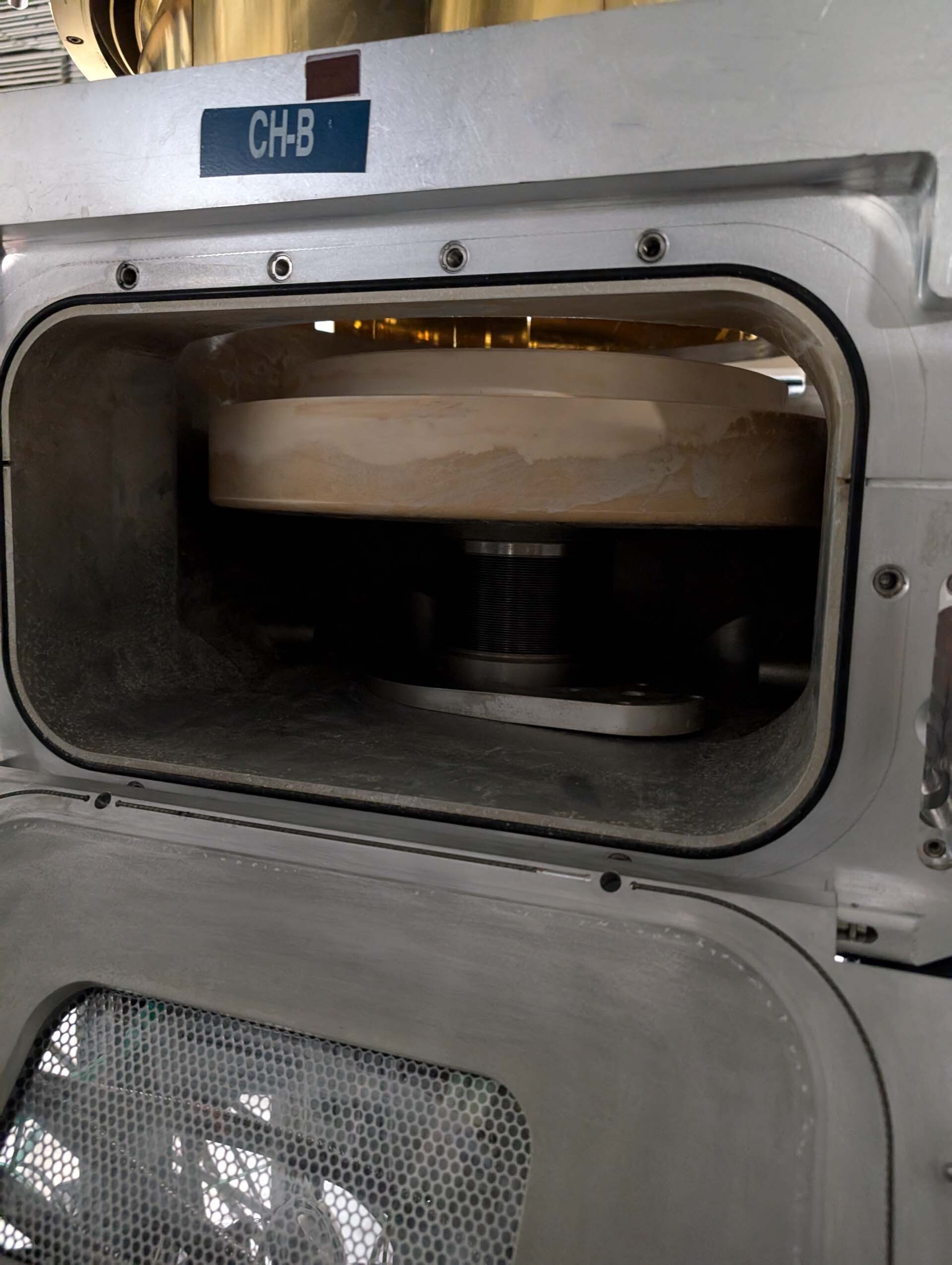 フォト（写真） 使用される AMAT / APPLIED MATERIALS Chamber for Centura 販売のために