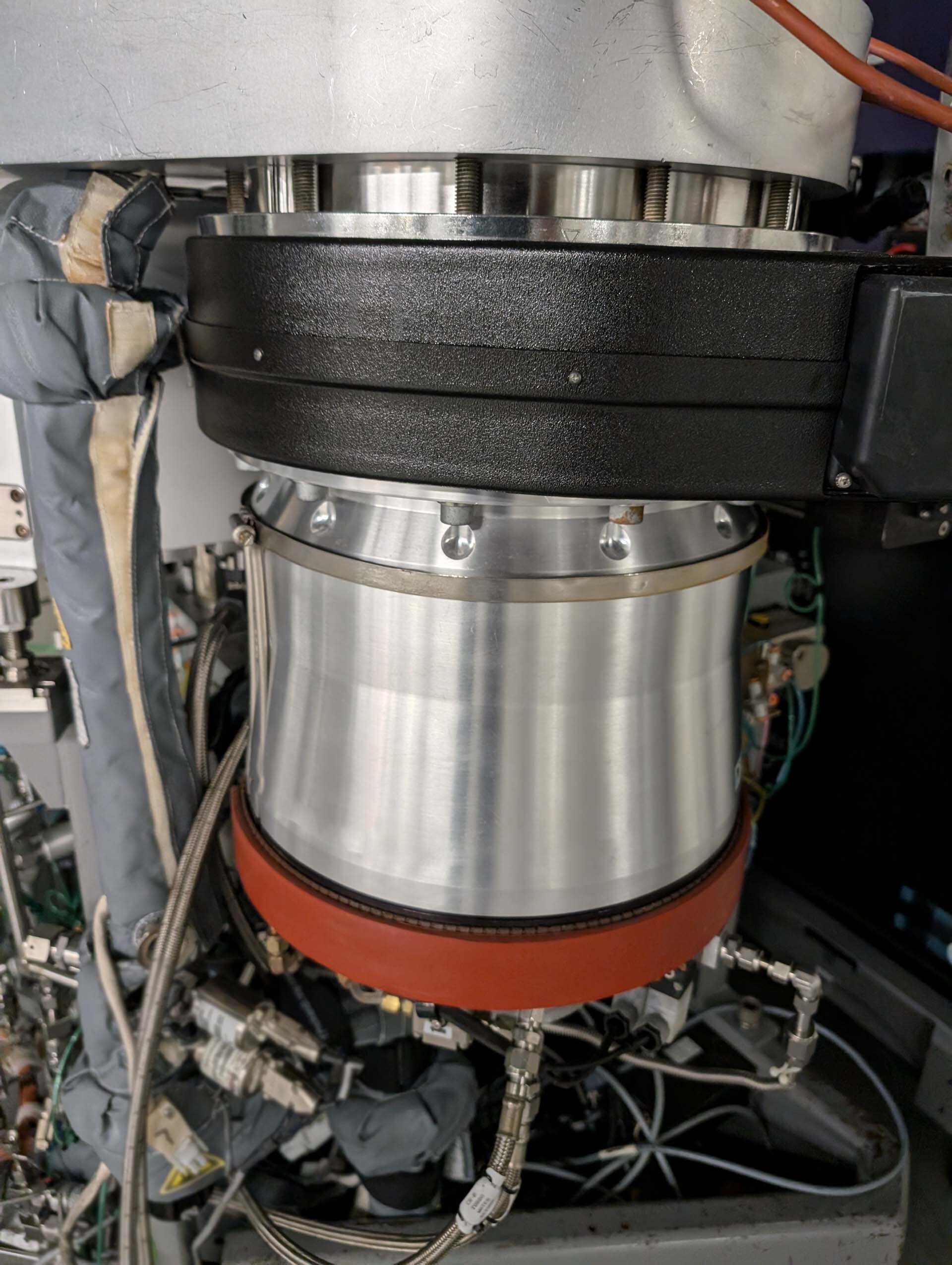 フォト（写真） 使用される AMAT / APPLIED MATERIALS Chamber for Centura 販売のために