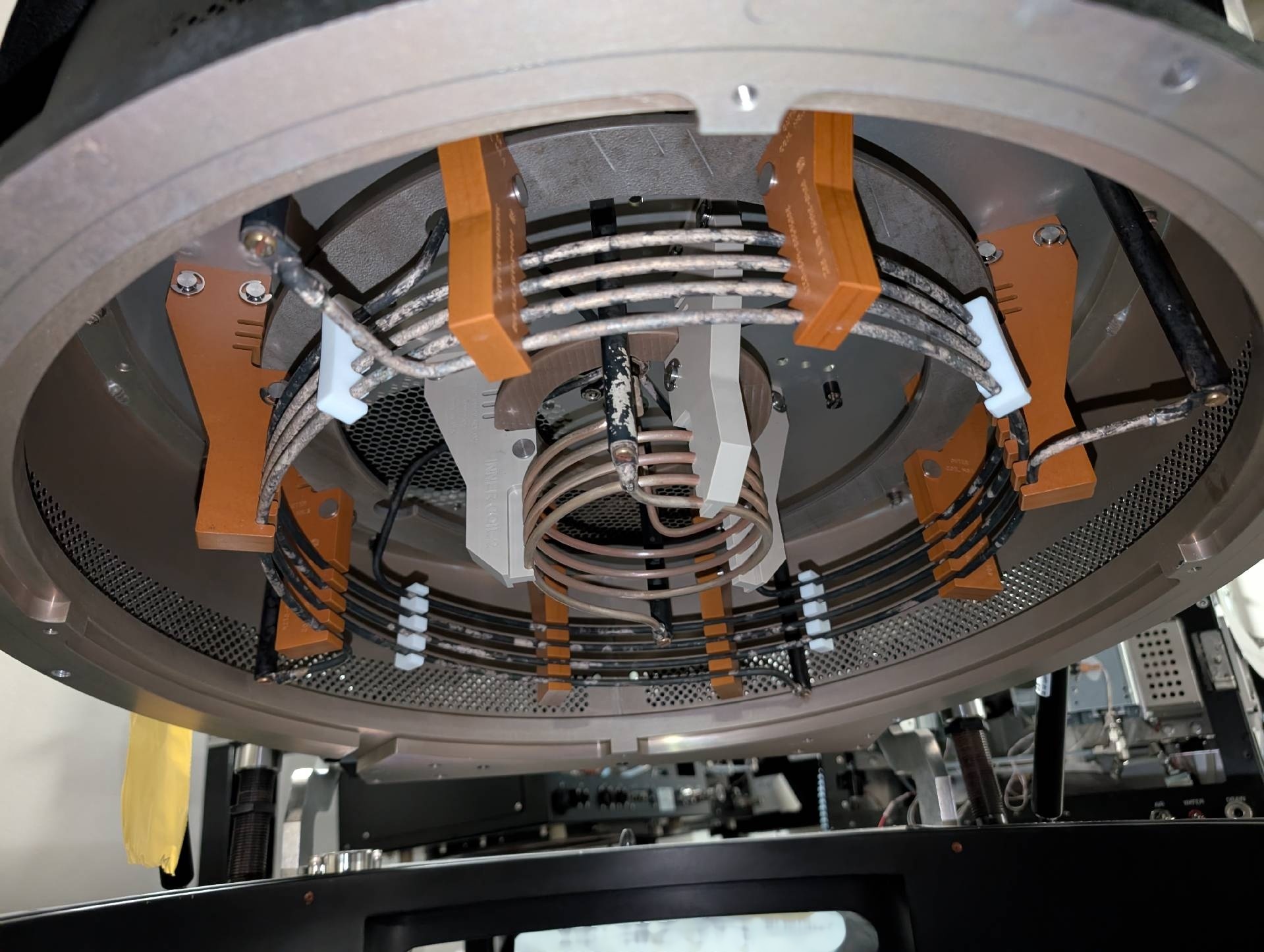 사진 사용됨 AMAT / APPLIED MATERIALS Chamber for Centura 판매용