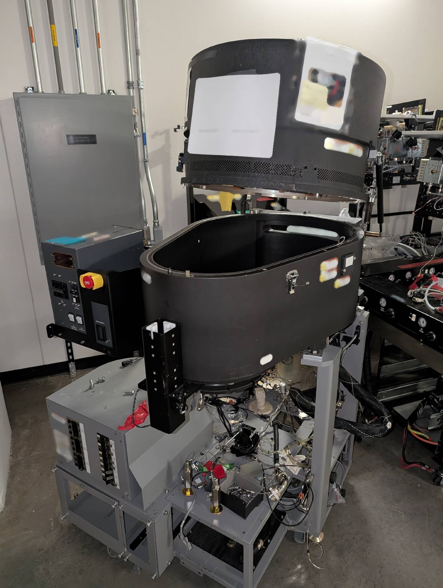 사진 사용됨 AMAT / APPLIED MATERIALS Chamber for Centura 판매용