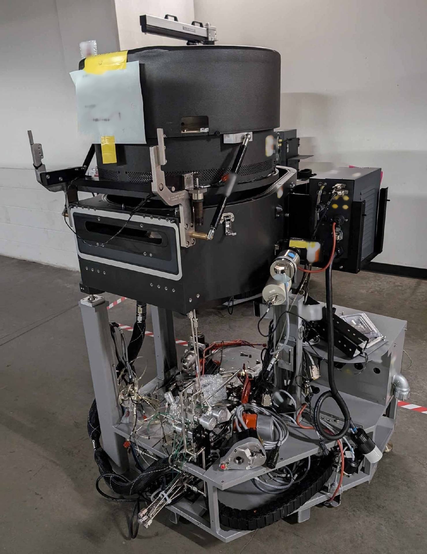 사진 사용됨 AMAT / APPLIED MATERIALS Chamber for Centura 판매용