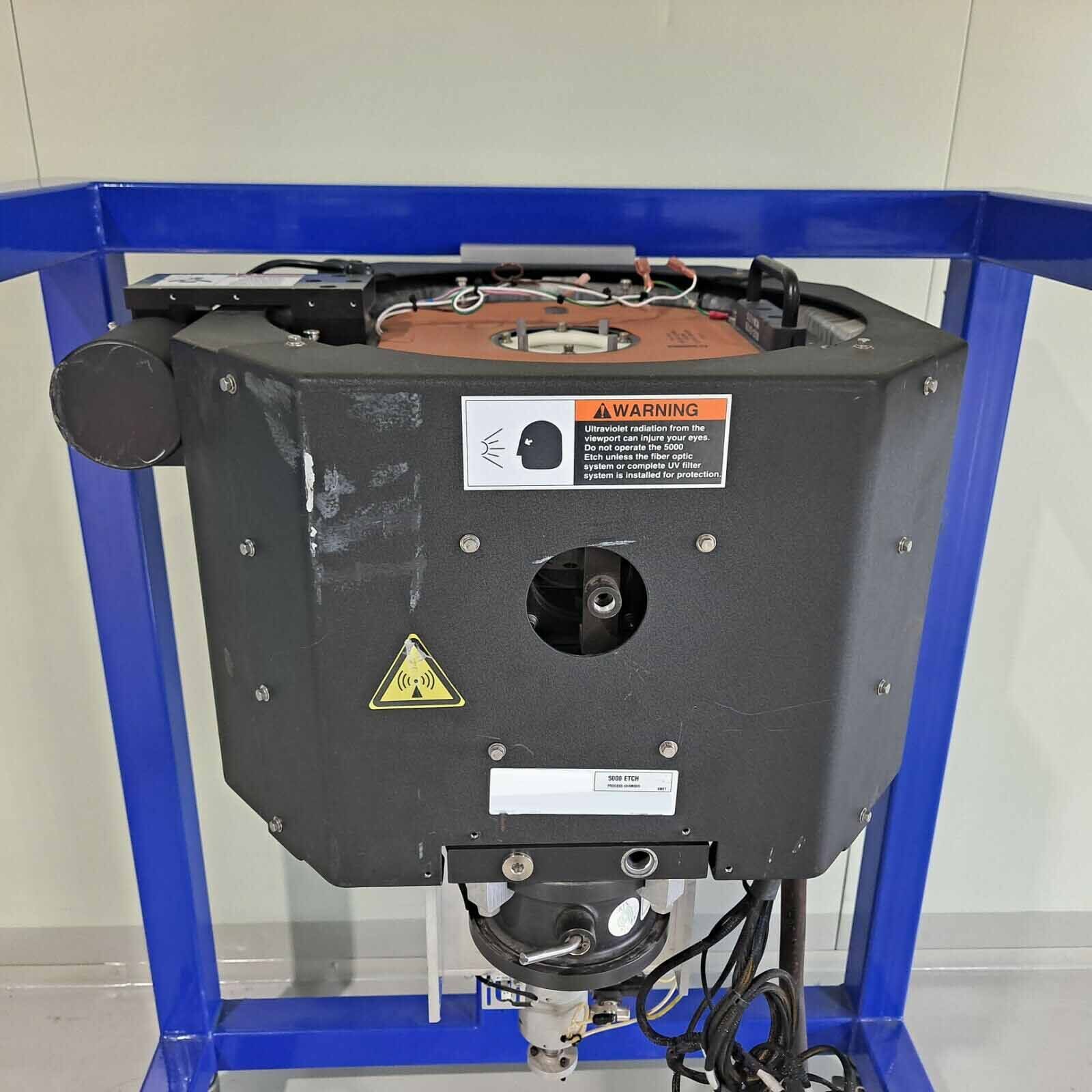 Photo Used AMAT / APPLIED MATERIALS Etch process chamber for P5000 For Sale